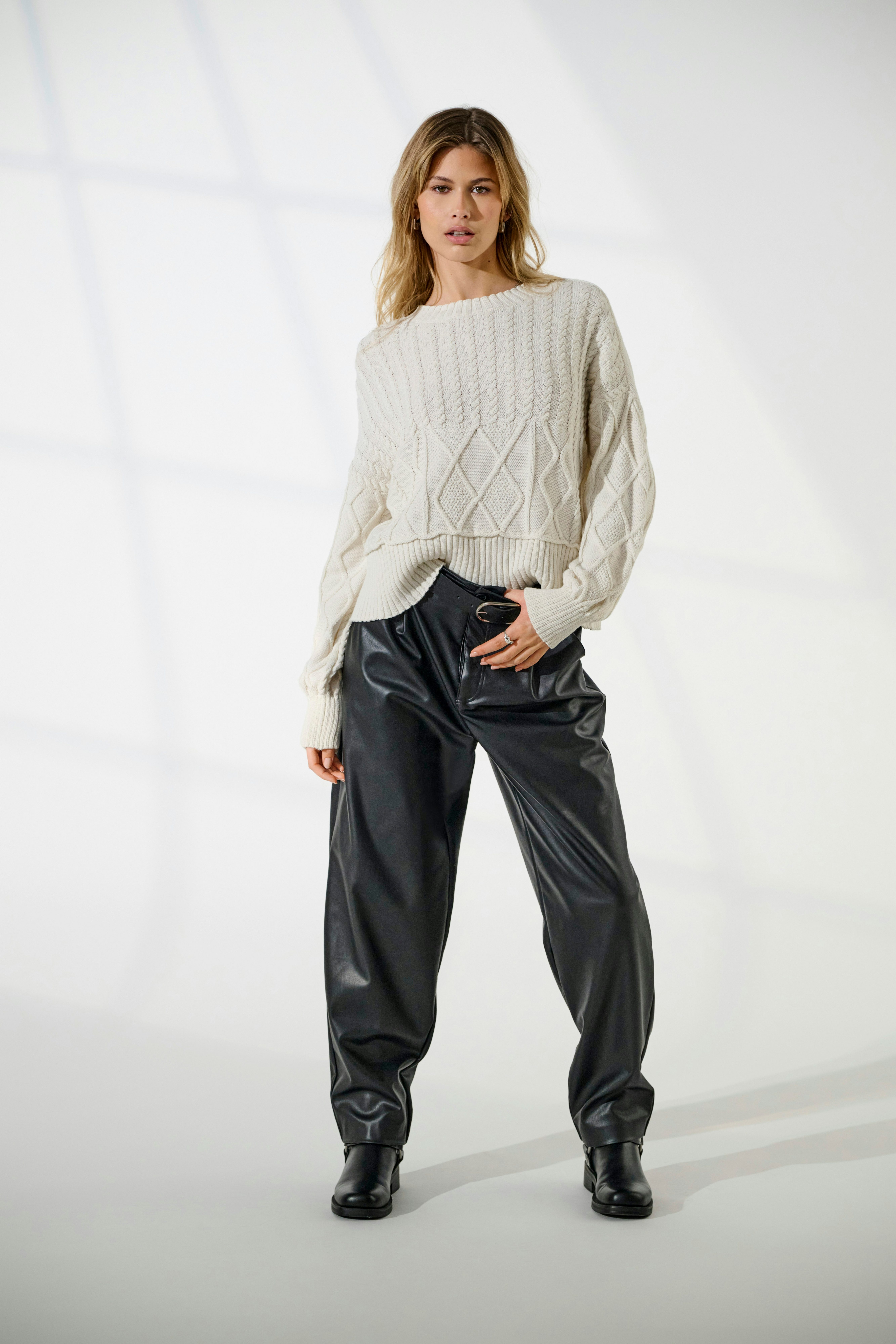 Strickpullover ONLKAYA LIFE LS LOOSE CABLE ONECK CC KNT