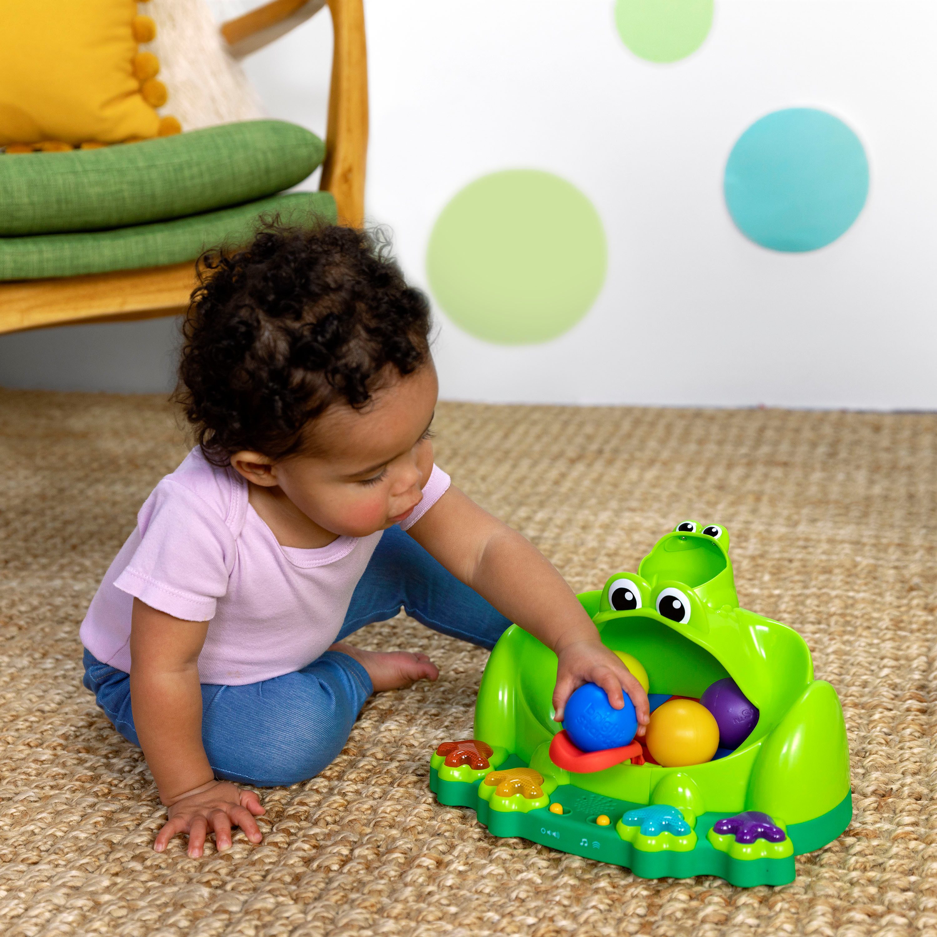 Bright Starts Lernspielzeug Poppin' Ball Frog Ball Play Toy, mit Licht und Sound