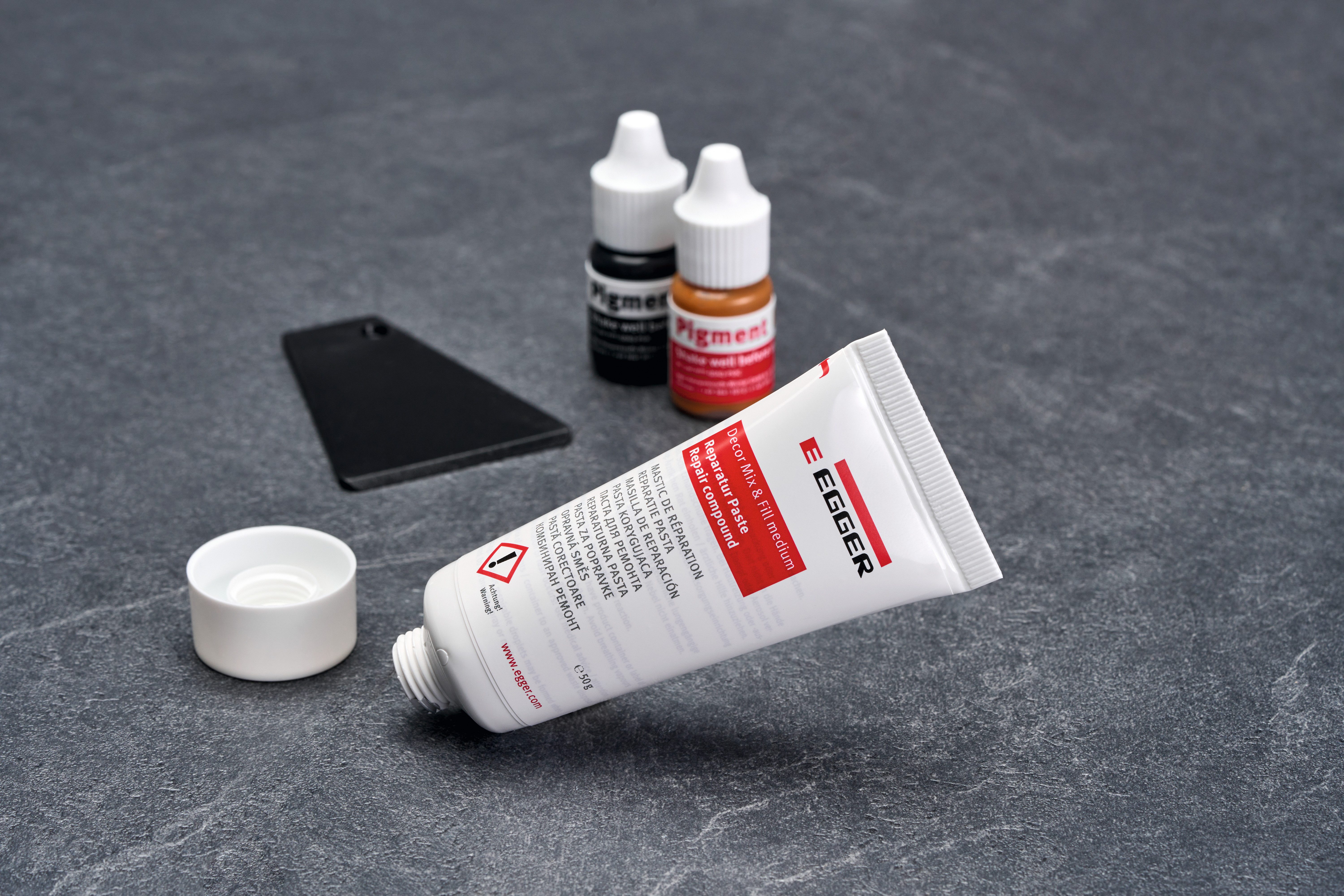 EGGER Laminat-Reparaturset Decor Mix und Fill medium, 1-St., Laminat Reparieren mit Auffüllpaste Spachtelmasse im Set