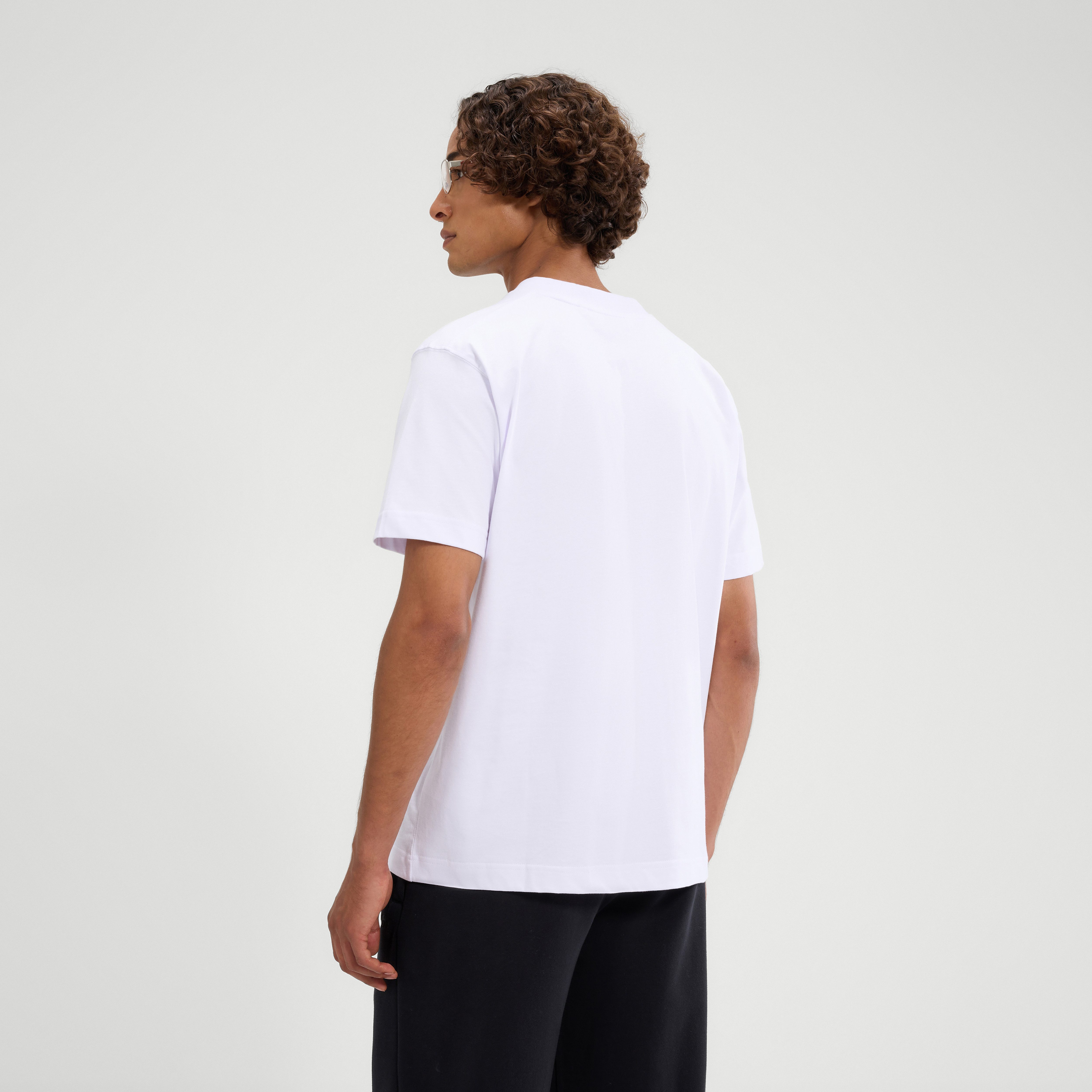 Ellesse T-Shirt ACCIANO T-SHIRT Kurzarm, mit Rundhalsausschnitt, ohne Verschluss, aus Baumwolle