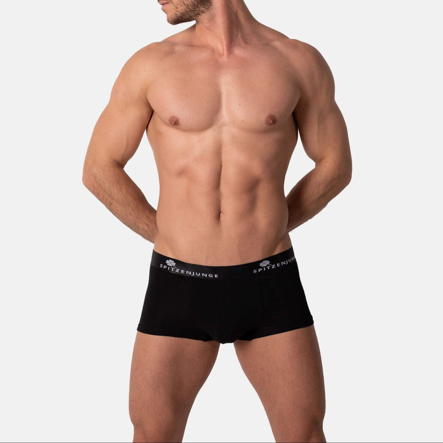 SPITZENJUNGE Boxer André Noir