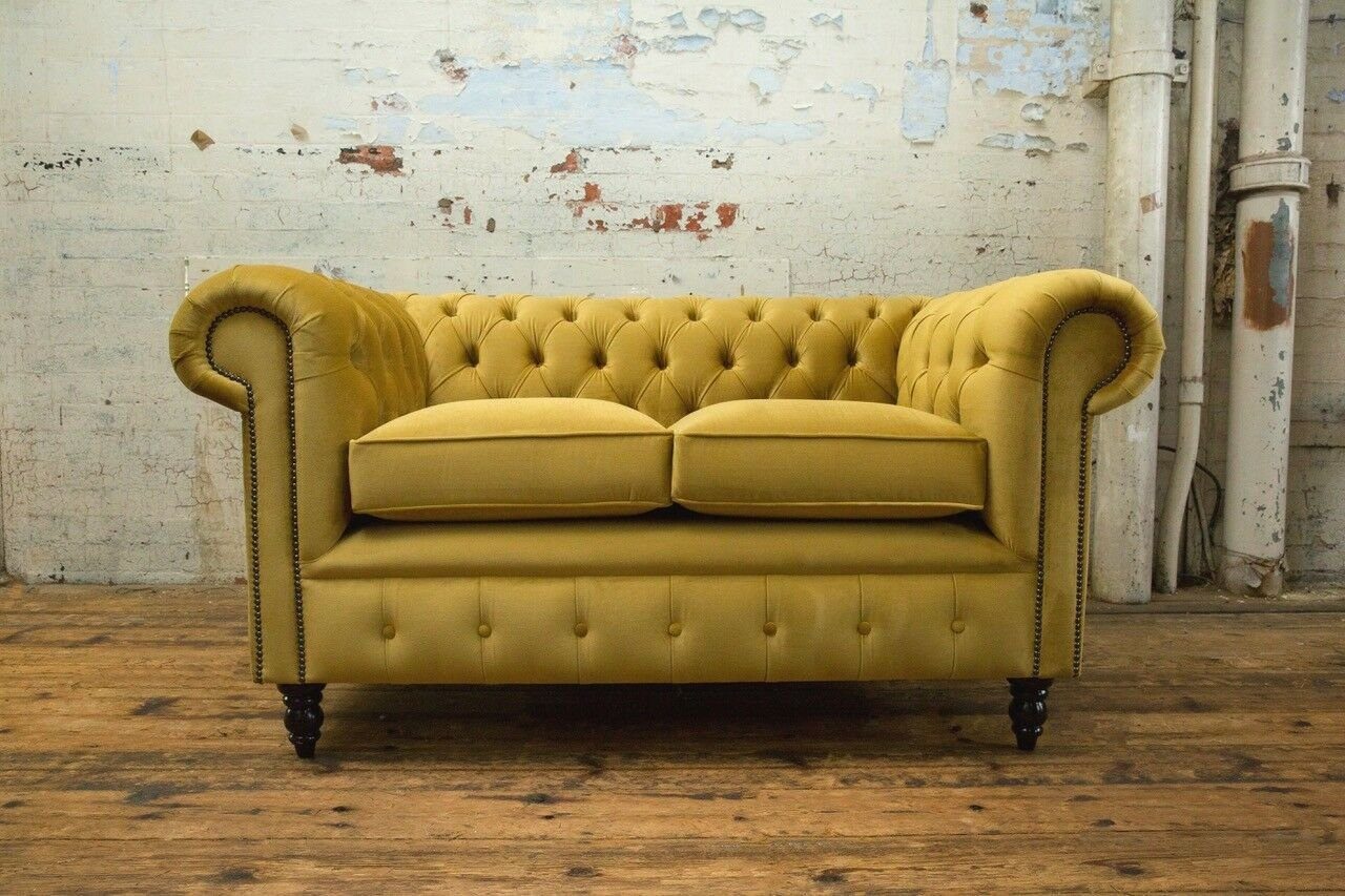JVmoebel Chesterfield-Sofa, Chesterfield Sofa 2 Sitz Polster Couch, Mit Knöpfen und Nieten verziert