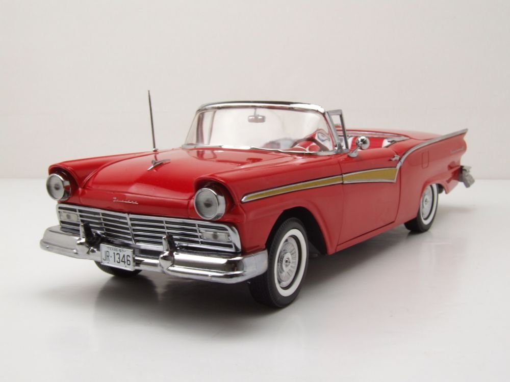 Sun Star Modellauto Ford Fairlane 500 Skyliner 1957 rot Modellauto 1:18 Sun Star, Maßstab 1:18