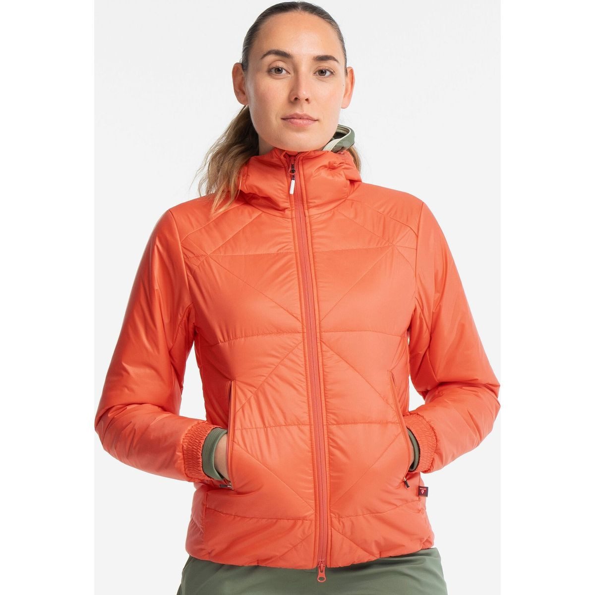 Löffler Skijacke Women Hooded Iso-jacket Explora PL60 Ideal für Skitouren: Leichte, winddichte und wasserabweisende