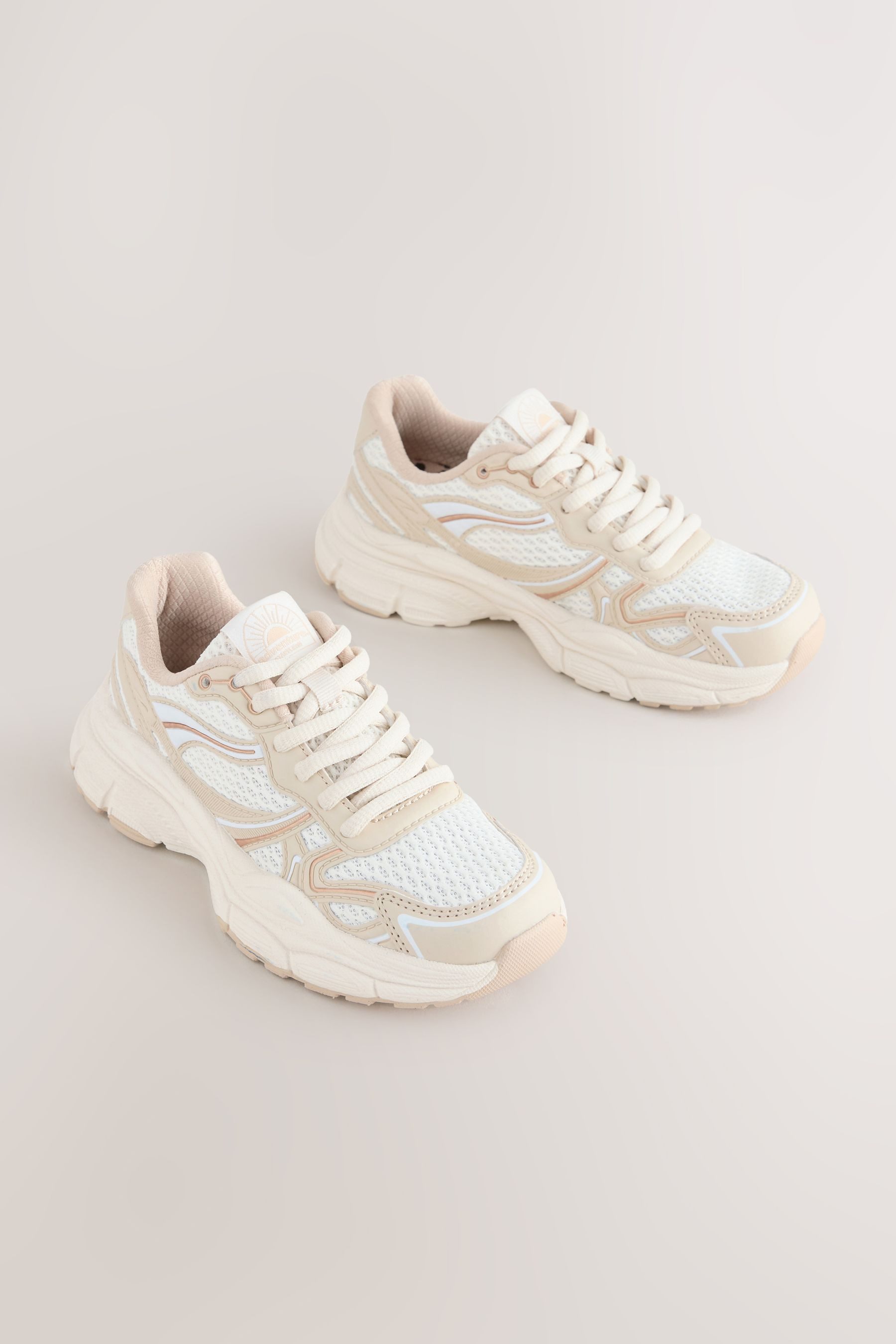 Next Robuste Sneaker mit Schnürung Sneaker (1-tlg)
