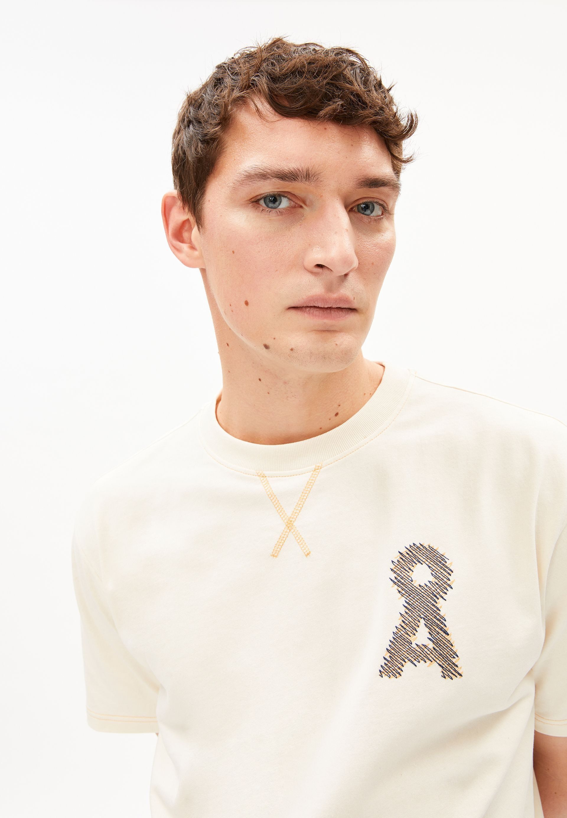 Armedangels T-Shirt MAARKOS DENIM BLEND Relaxed Fit