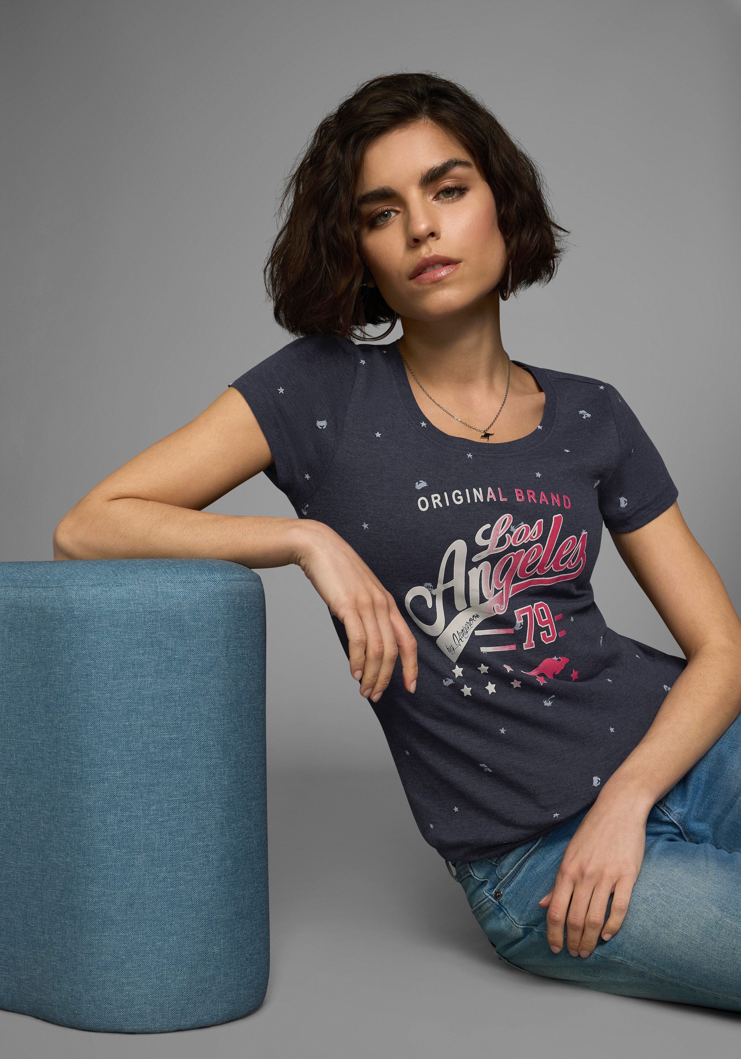 KangaROOS T-Shirt Kurzarm, figurbetonte Passform, aus 100% Baumwolle