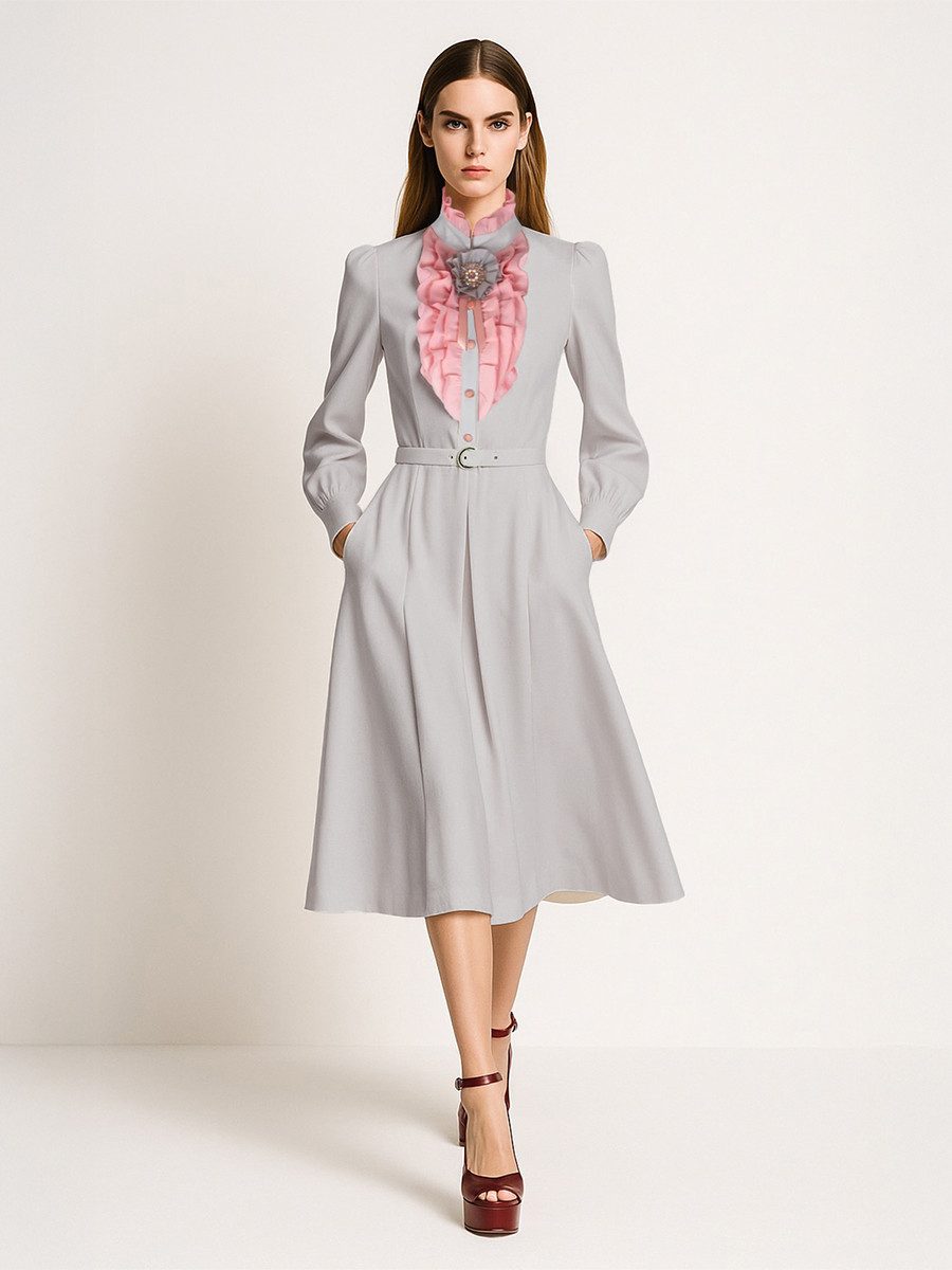 RUA & RUA Midikleid Kleid aus Wolle mit Rüschen und Brosche In Grau