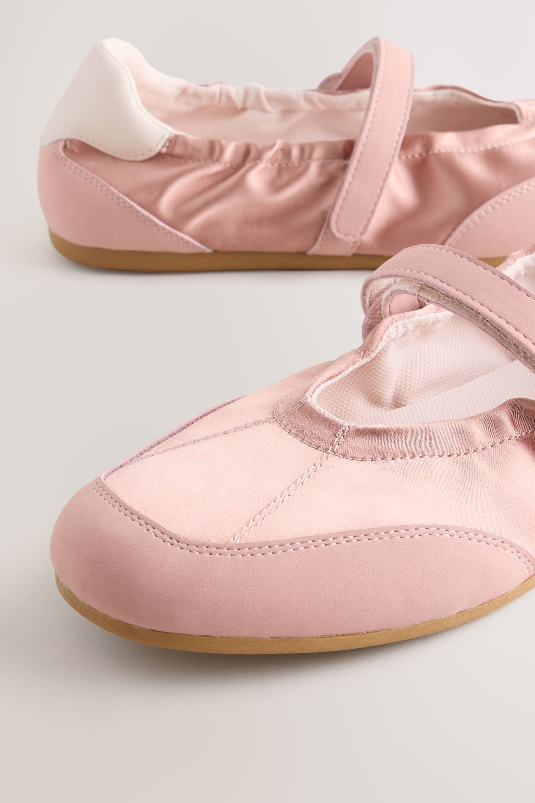 Next Forever Comfort® flache Sneakerina Sneaker Ballerinas (1-tlg)