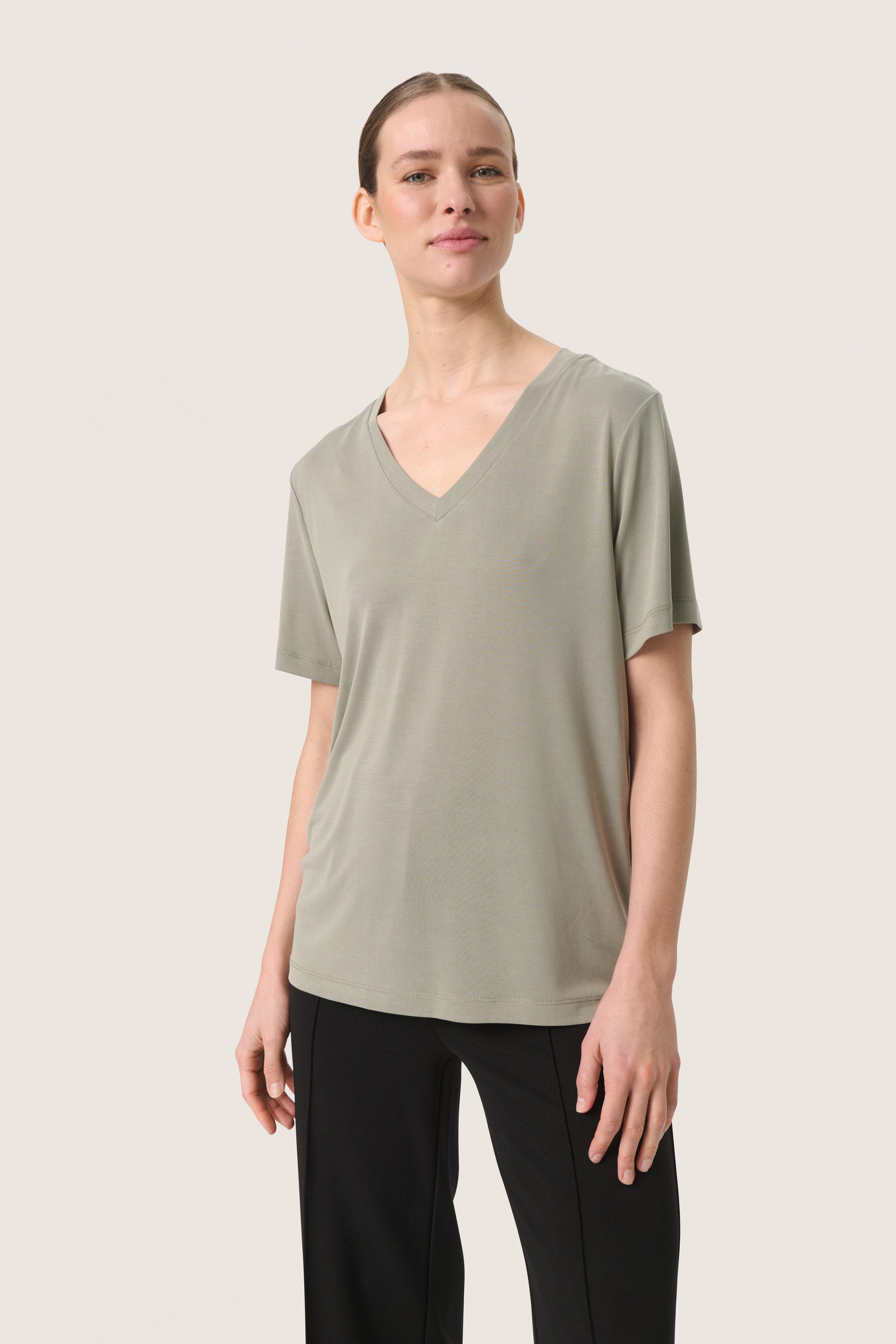SOAKED IN LUXURY T-Shirt T-shirt SLColumbine