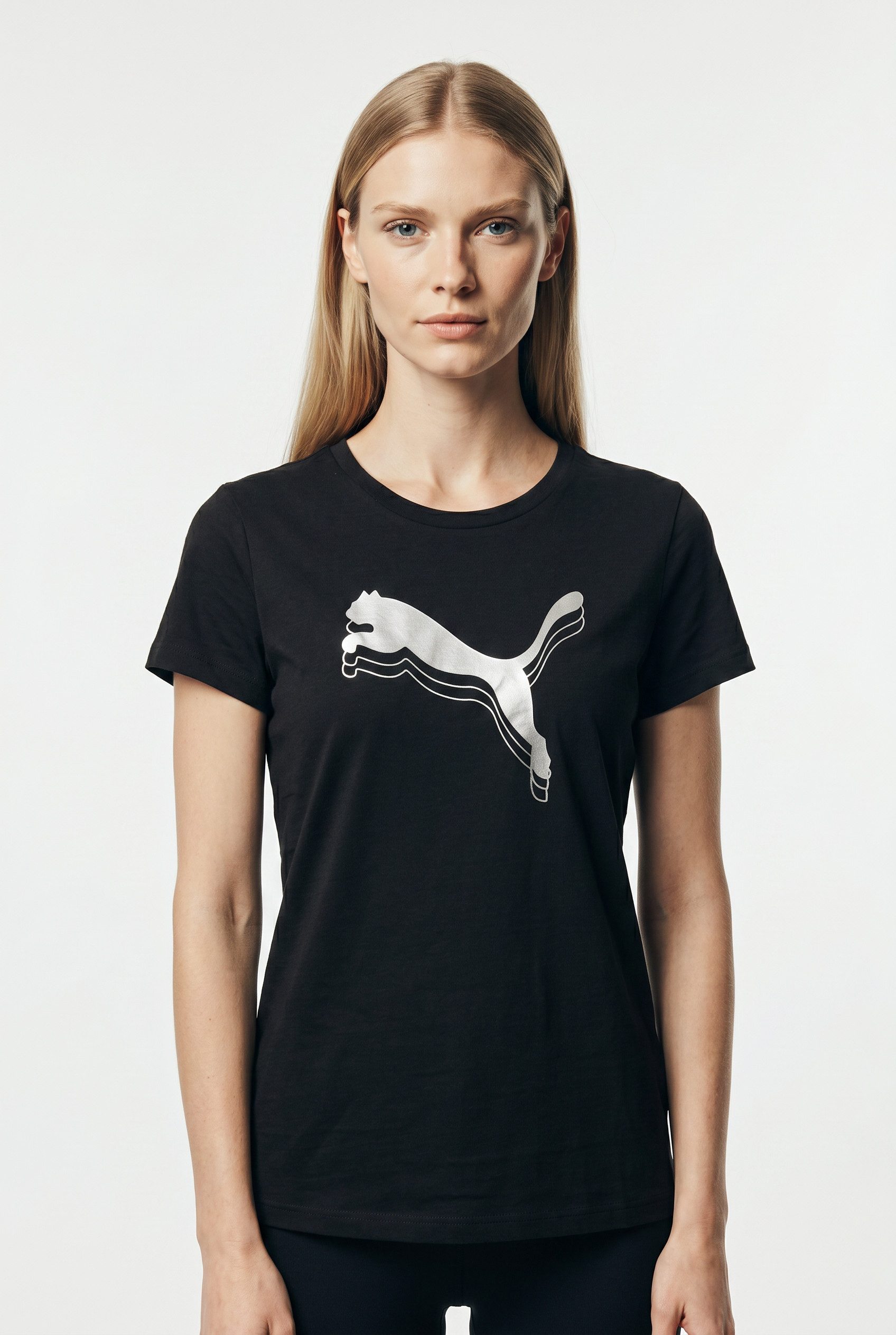 PUMA T-Shirt ESS METALLIC TEE Regular Fit, sportlicher Stil, Rundhalsausschnitt, aus Baumwolle