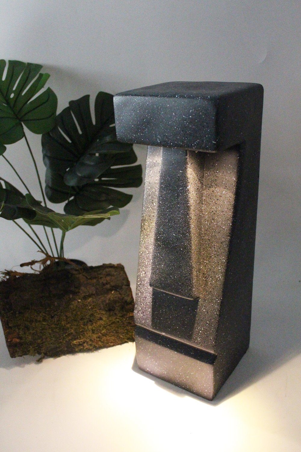 warmweiß beleuchtet, LED integriert, Solarleuchte Gartenfigur Moai Garten Figur fest Statue Solarlampe Arnusa Deko LED