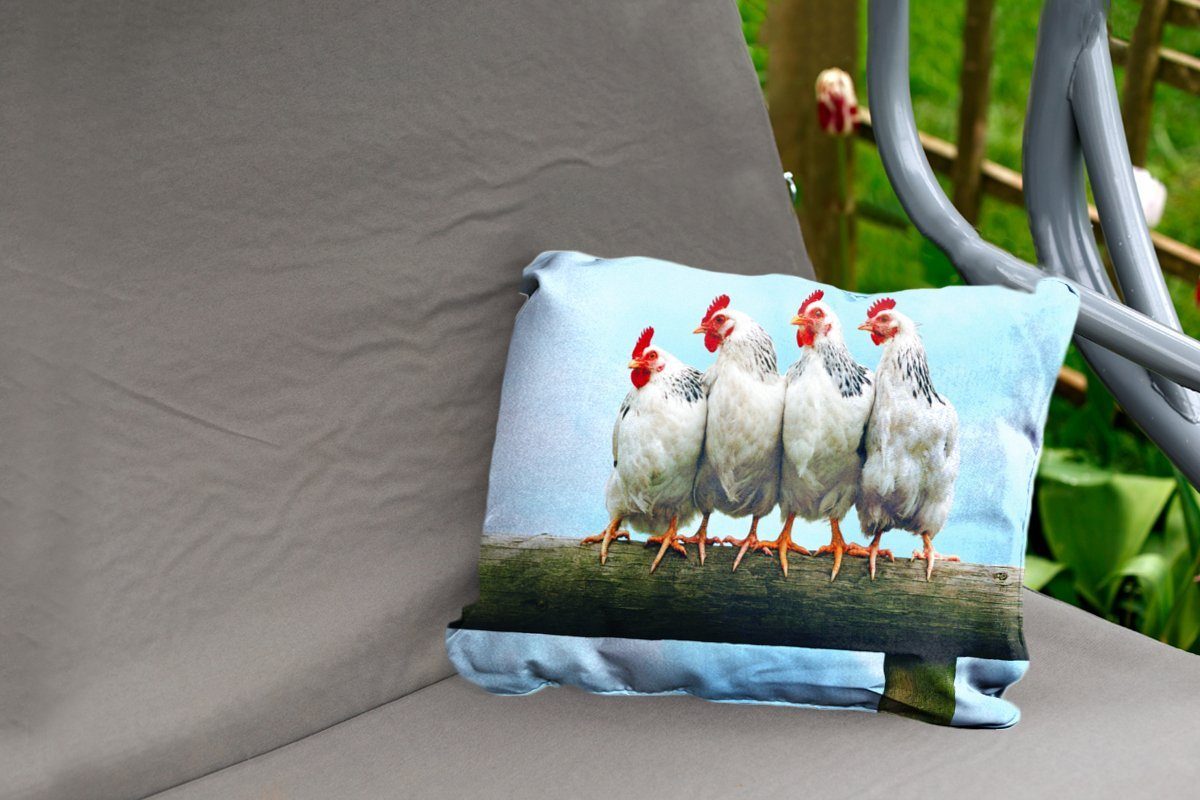 MuchoWow Dekokissen Vier Hühner auf Outdoor-Dekorationskissen, einem Polyester, Dekokissenbezug, Stock, Kissenhülle