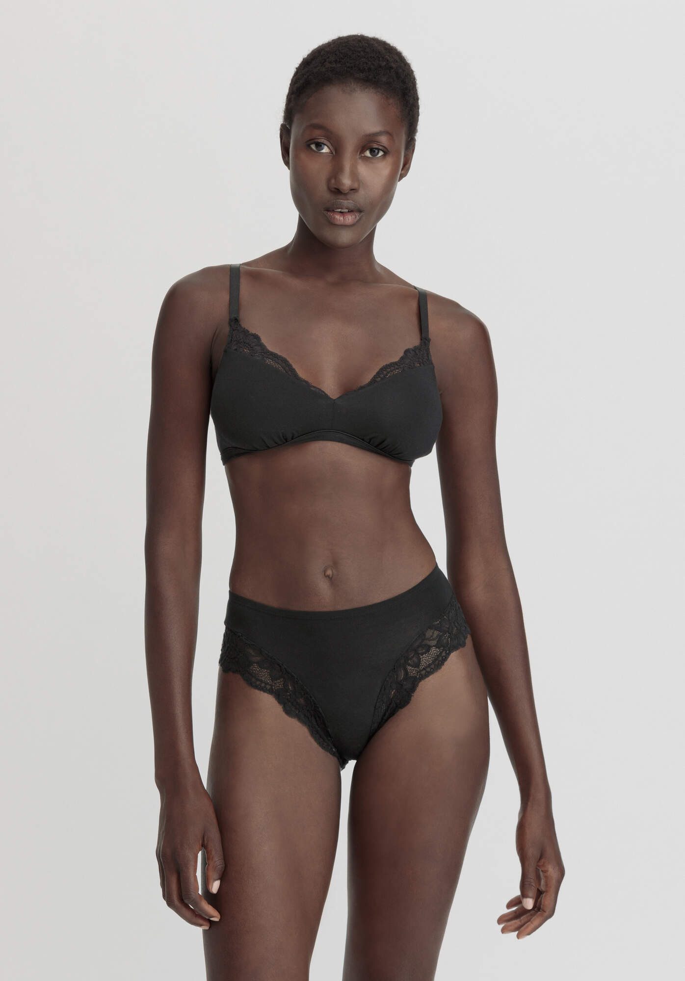 Hessnatur Triangel-BH mit Spitze aus TENCEL™ Modal (1-tlg)