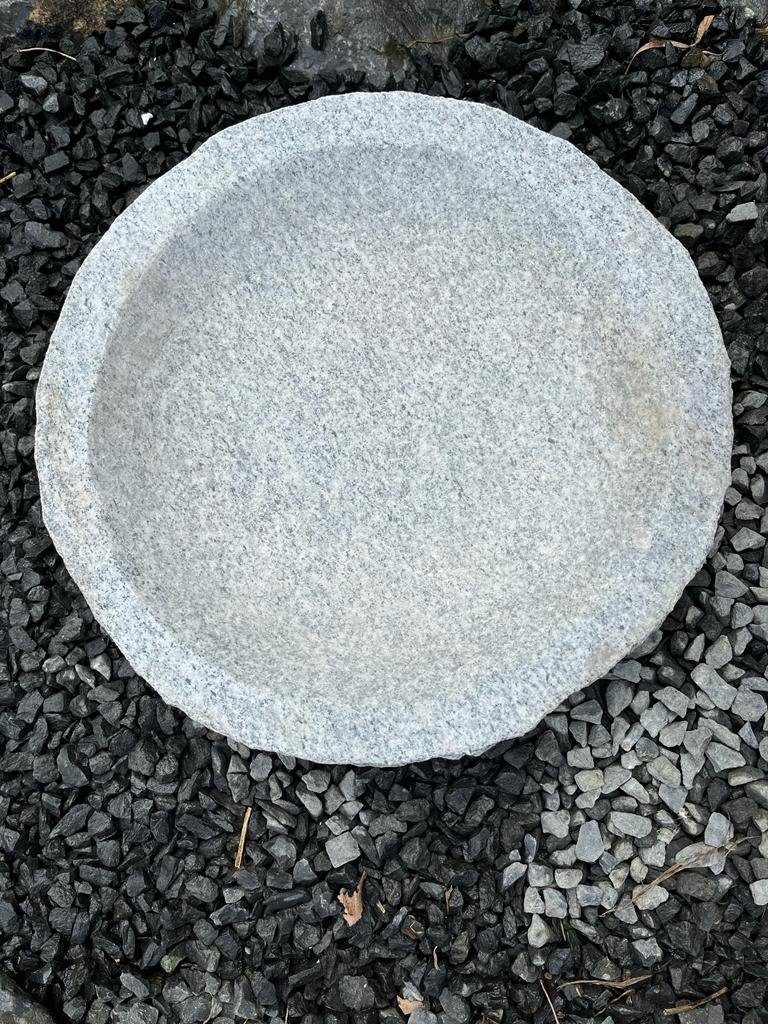 IDYL Vogeltränke Granit rund Ø 30 cm hellgrau