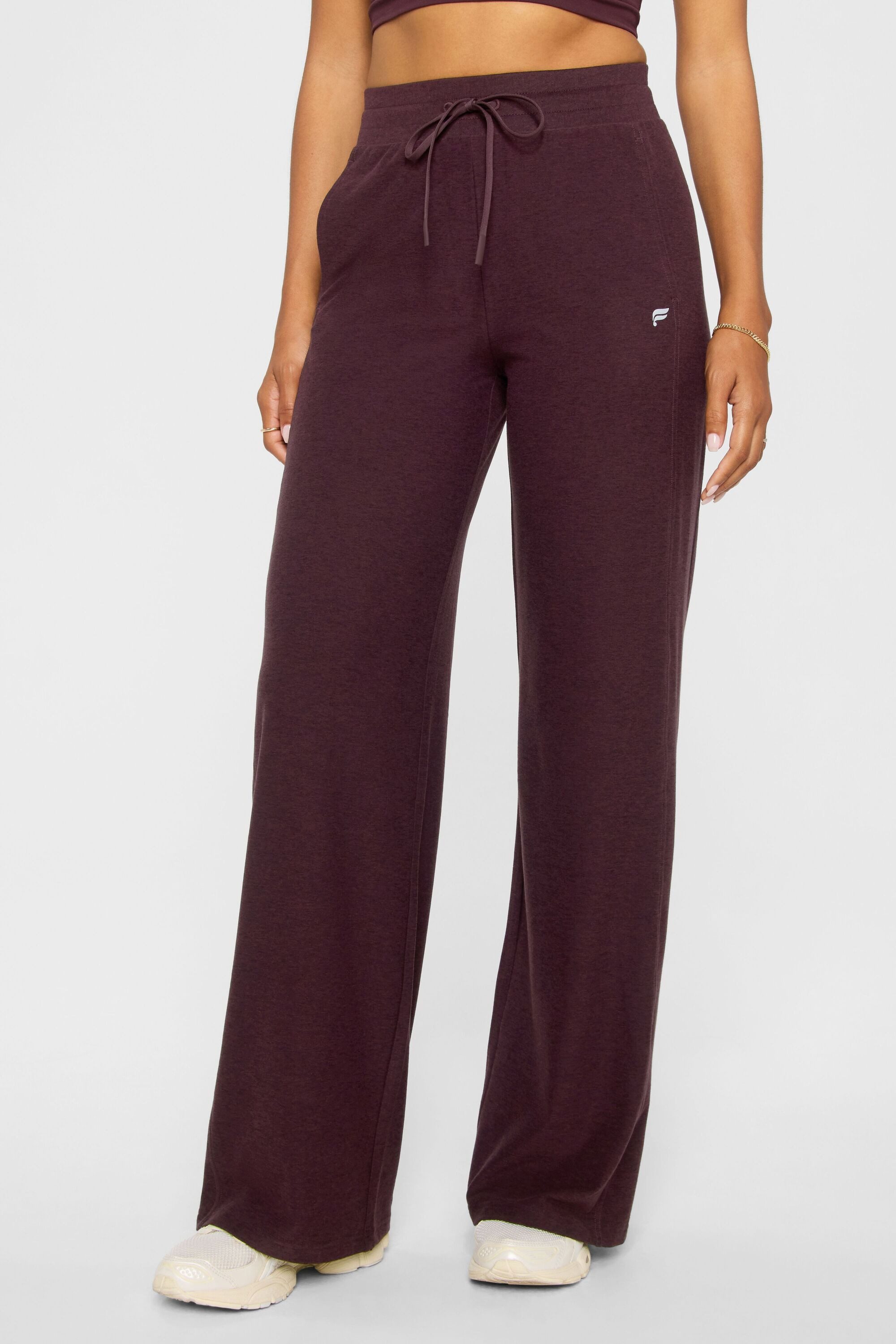 Fabletics Trainingshose CLOUD JERSEY WIDE LEG PANT (1-tlg) mit weitem Bein