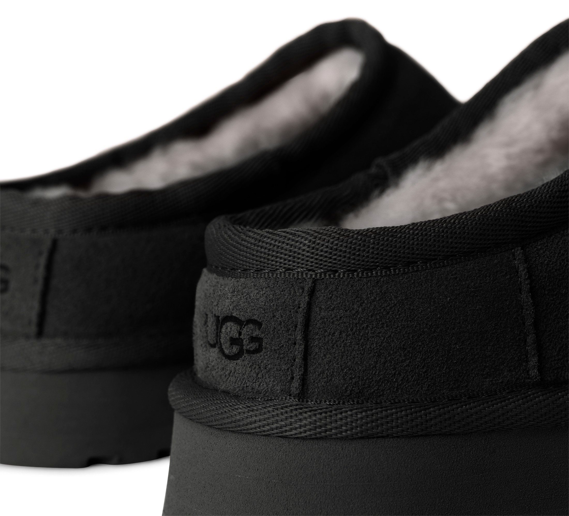 UGG KID´S BEA MARY JANE Clog, Plateauschuh, Schlappen, Sandale zum Schlupfen