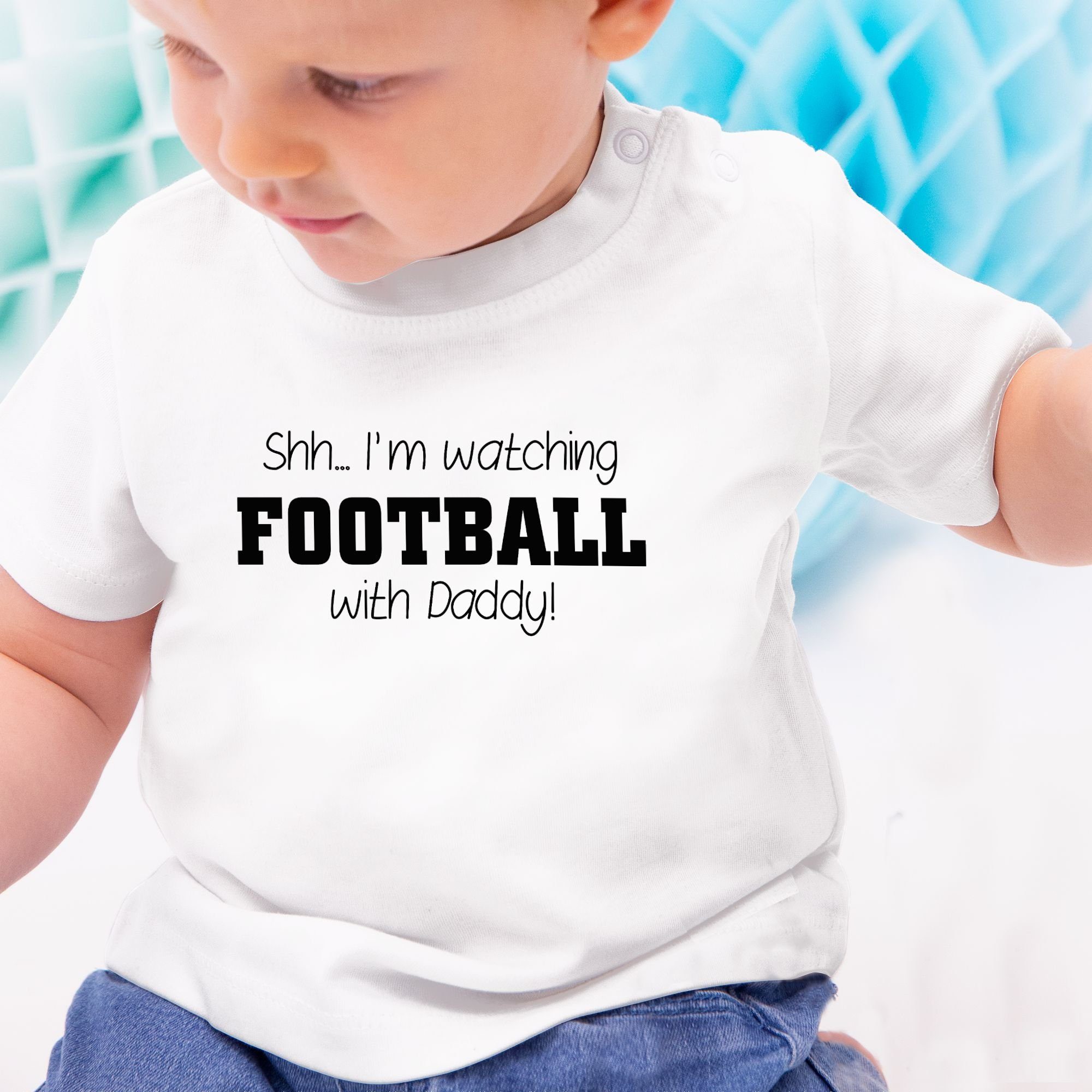 1 & Daddy! football Weiß watching schwarz Sport Baby T-Shirt with Bewegung Shirtracer Shh...I'm -