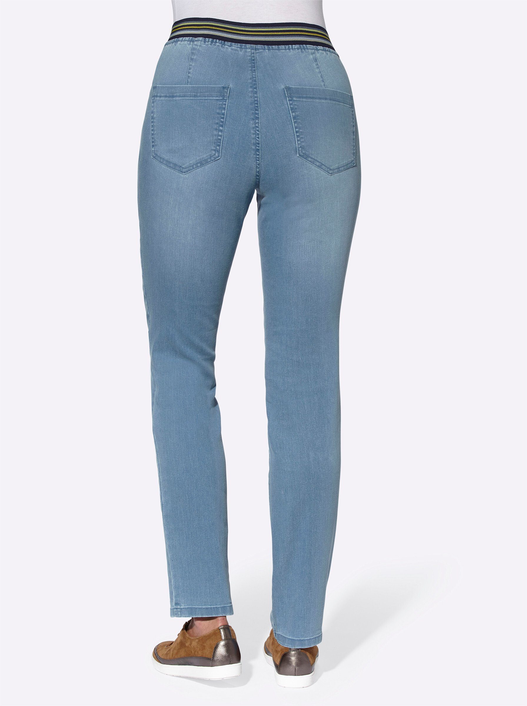 Jeans blue-bleached Bequeme an! Sieh