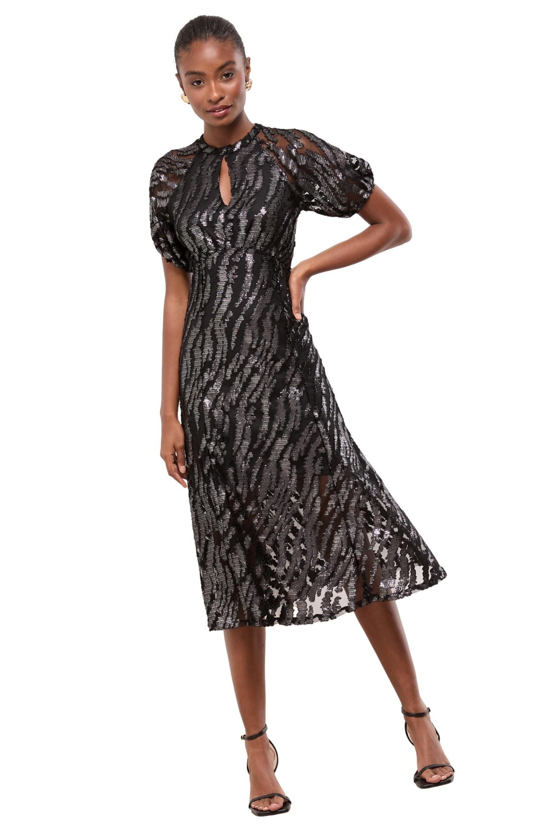 LIPSY Midikleid Lipsy Midikleid mit Metallic-Animalprint, Petite (1-tlg)