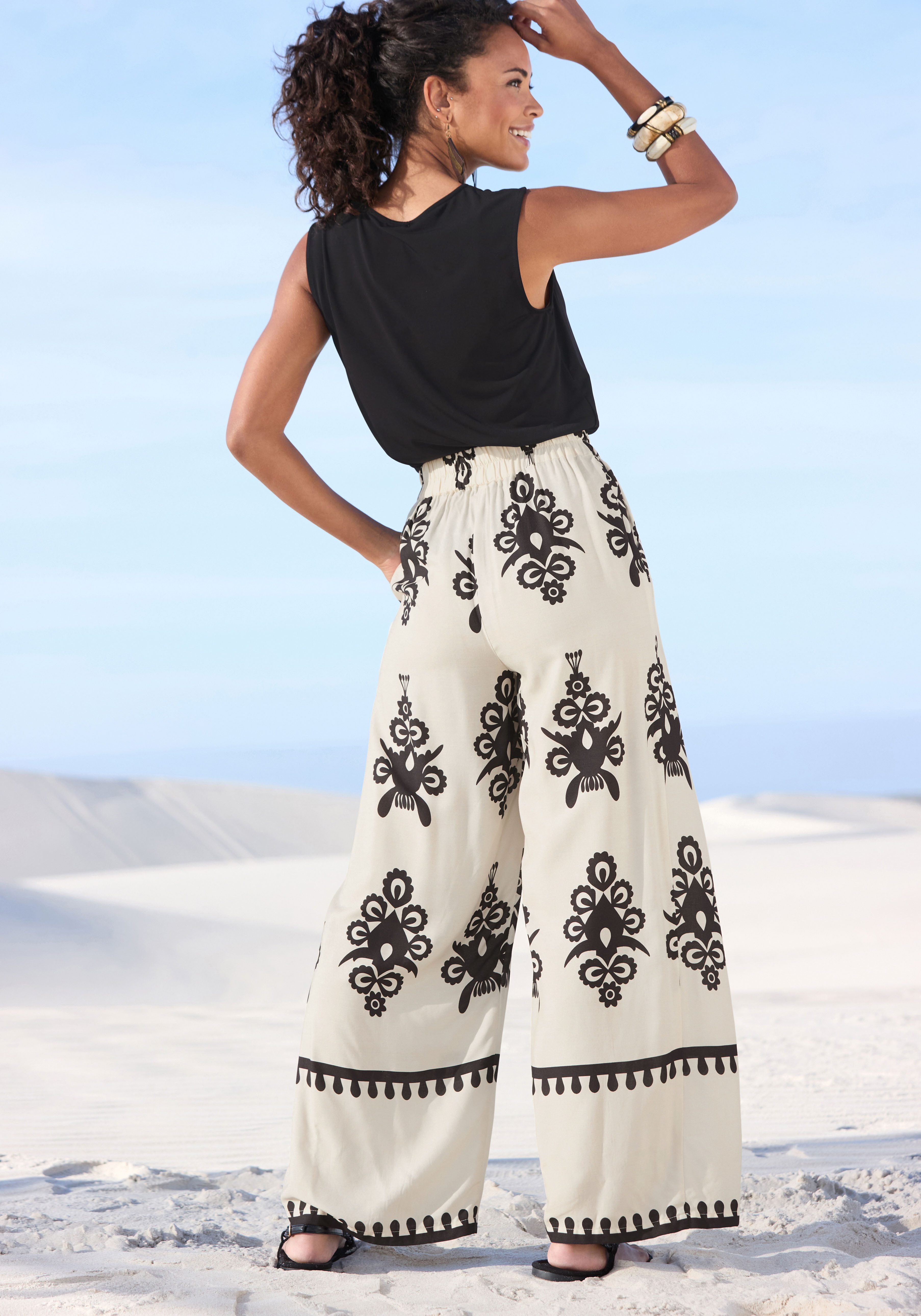 LASCANA Palazzohose mit Ethno-Print und weitem, luftigem Bein leichte Sommerhose aus Webware