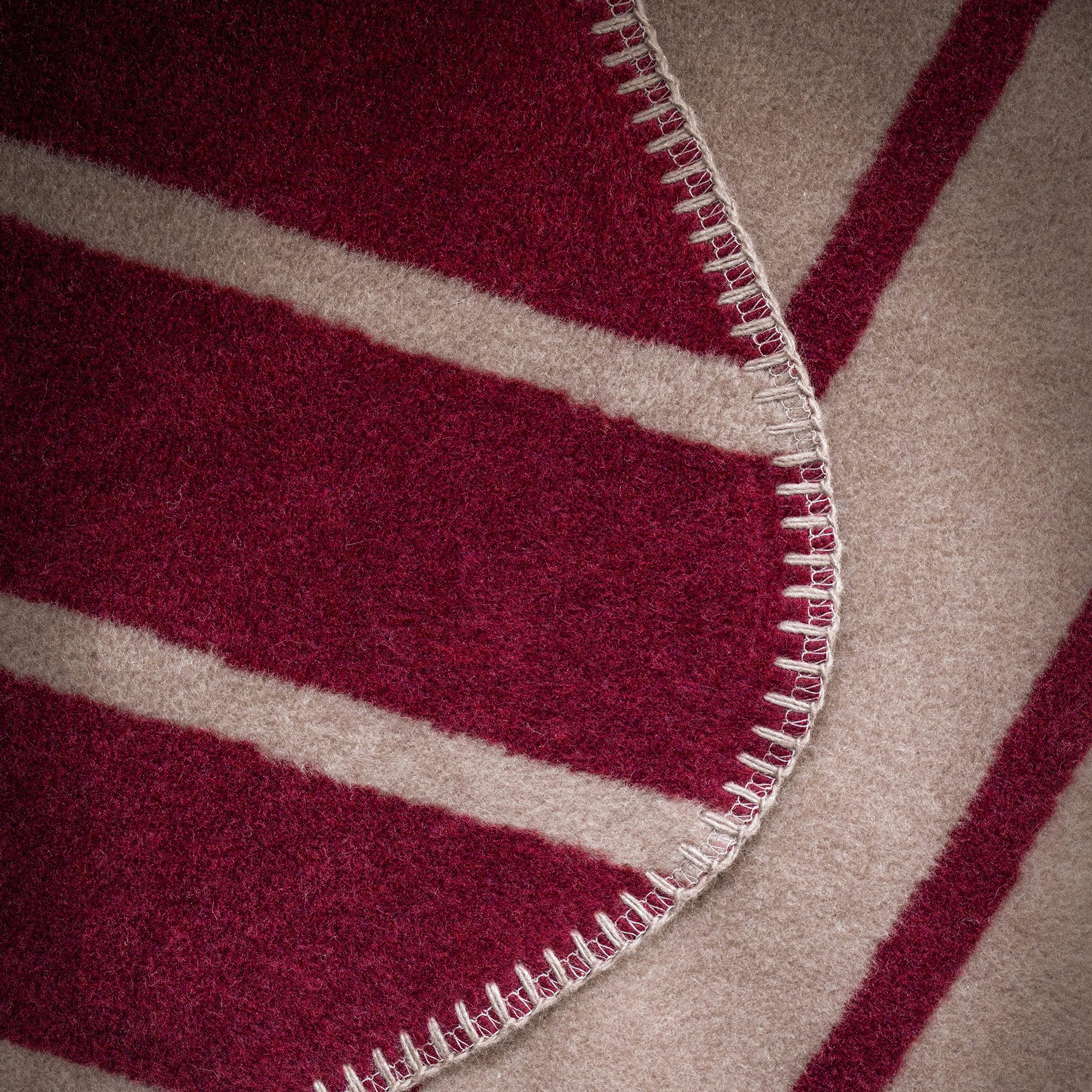 Wohndecke bugatti, bugatti, mit edlem Logo