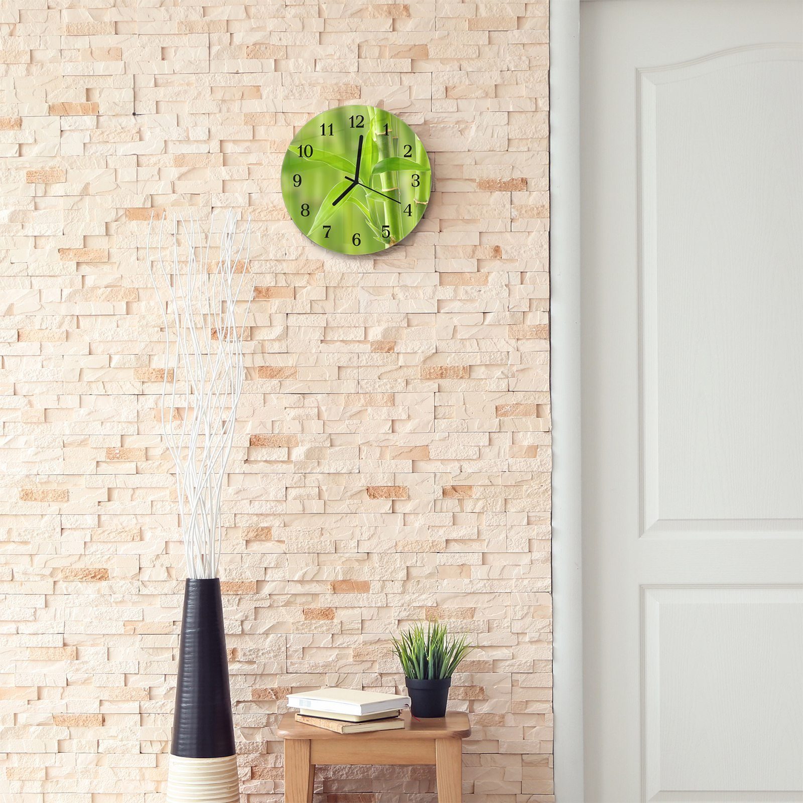 Primedeco Wanduhr Wanduhr aus Durchmesser Bambusblätter cm Motiv Rund - Glas mit 30 und Quarzuhrwerk mit