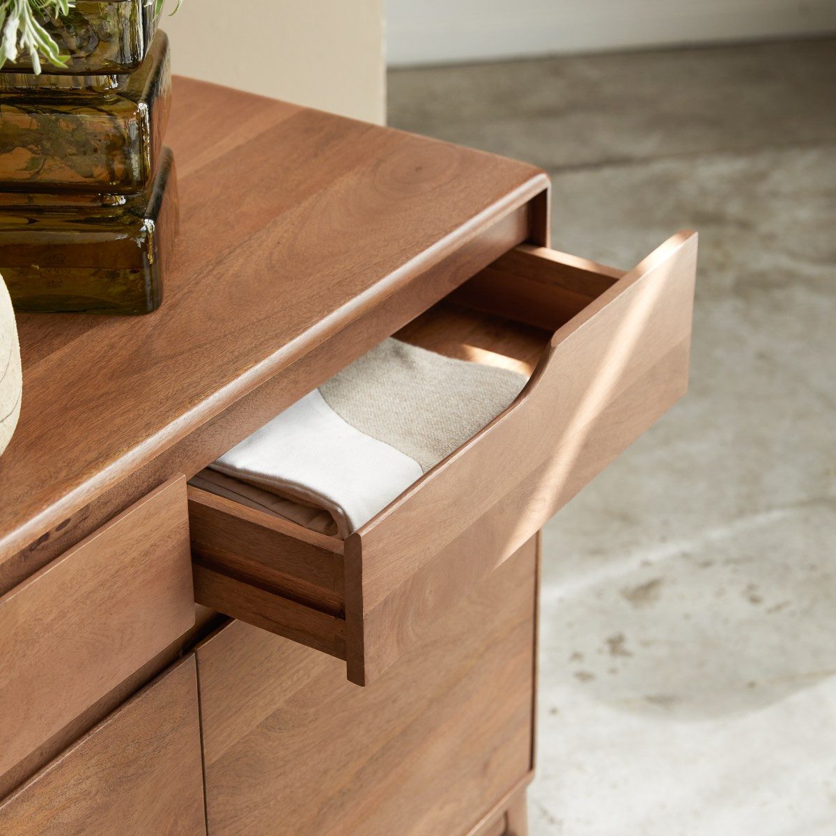 Tikamoon Sideboard Gabrielle Sideboard aus massivem günstig online kaufen