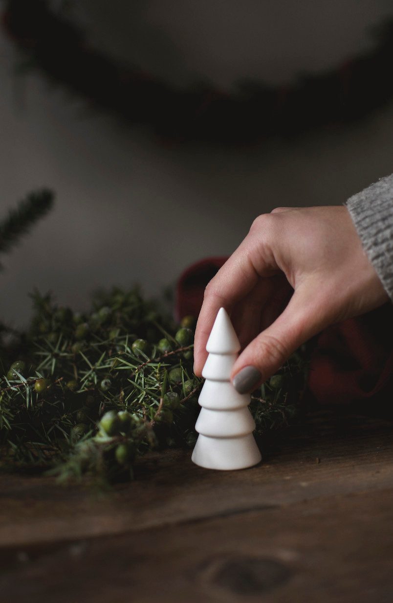 Storefactory Dekobaum Granskog Tannenbaum Keramik weiß H9cm, Dekofigur aus günstig online kaufen