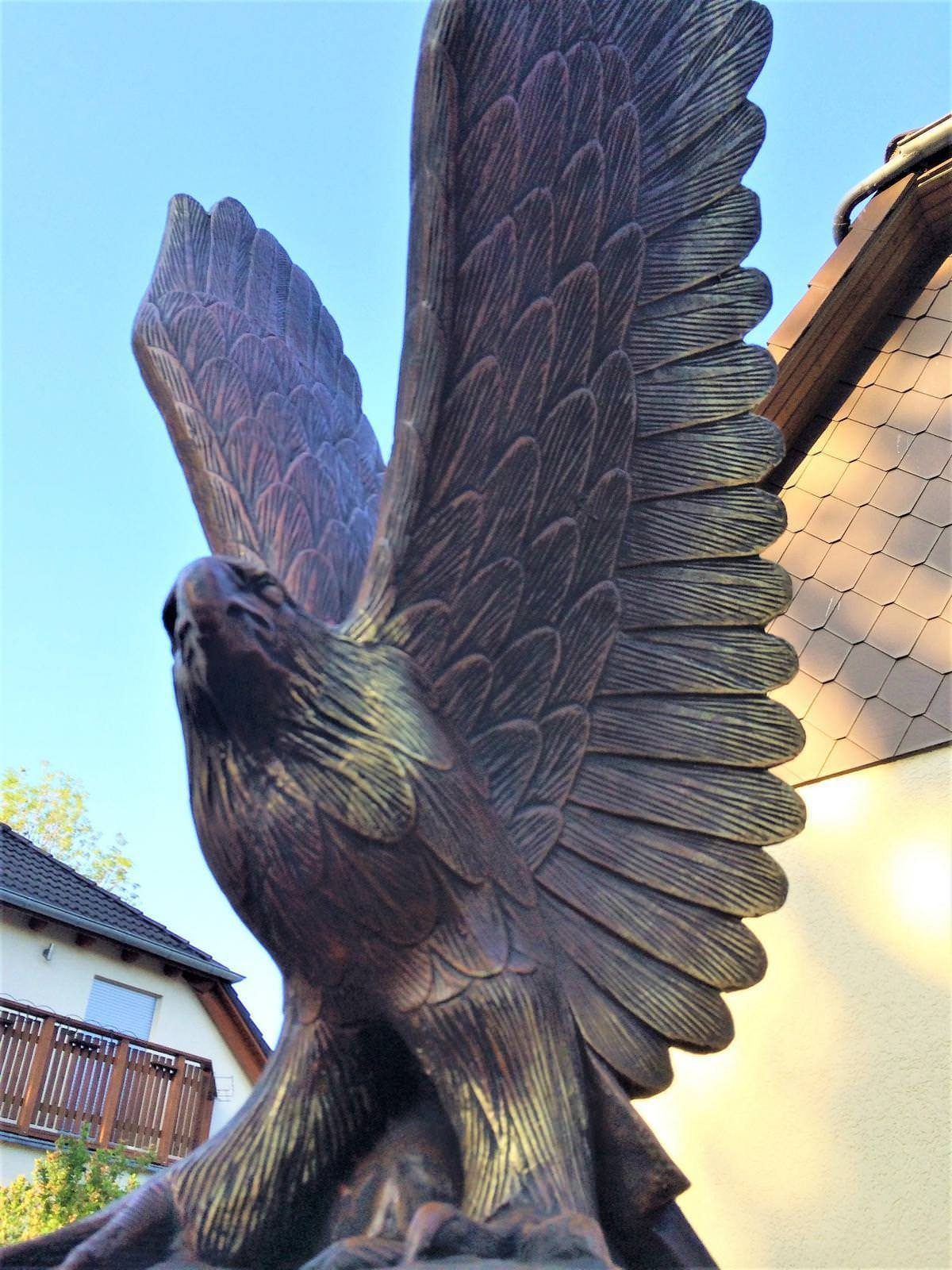 Antikes Wohndesign Gartenfigur Adler Sockel Gold Höhe: 232cm mit Bronze Gesamtgewicht: XXL Optik
