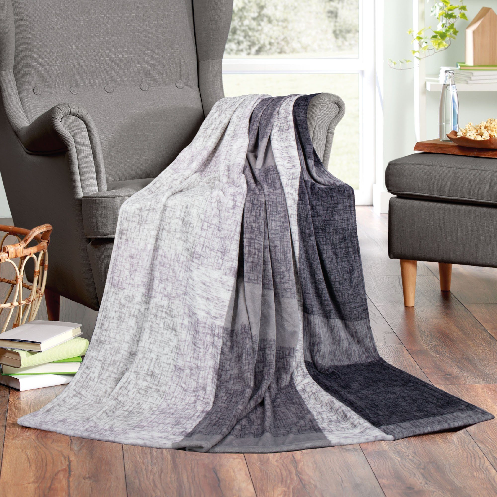 Tagesdecke Home & Living, Bestlivings, Kuscheldecke 150 x 200 cm  (Anthrazit) - Flanelldecke, Tagesdecke