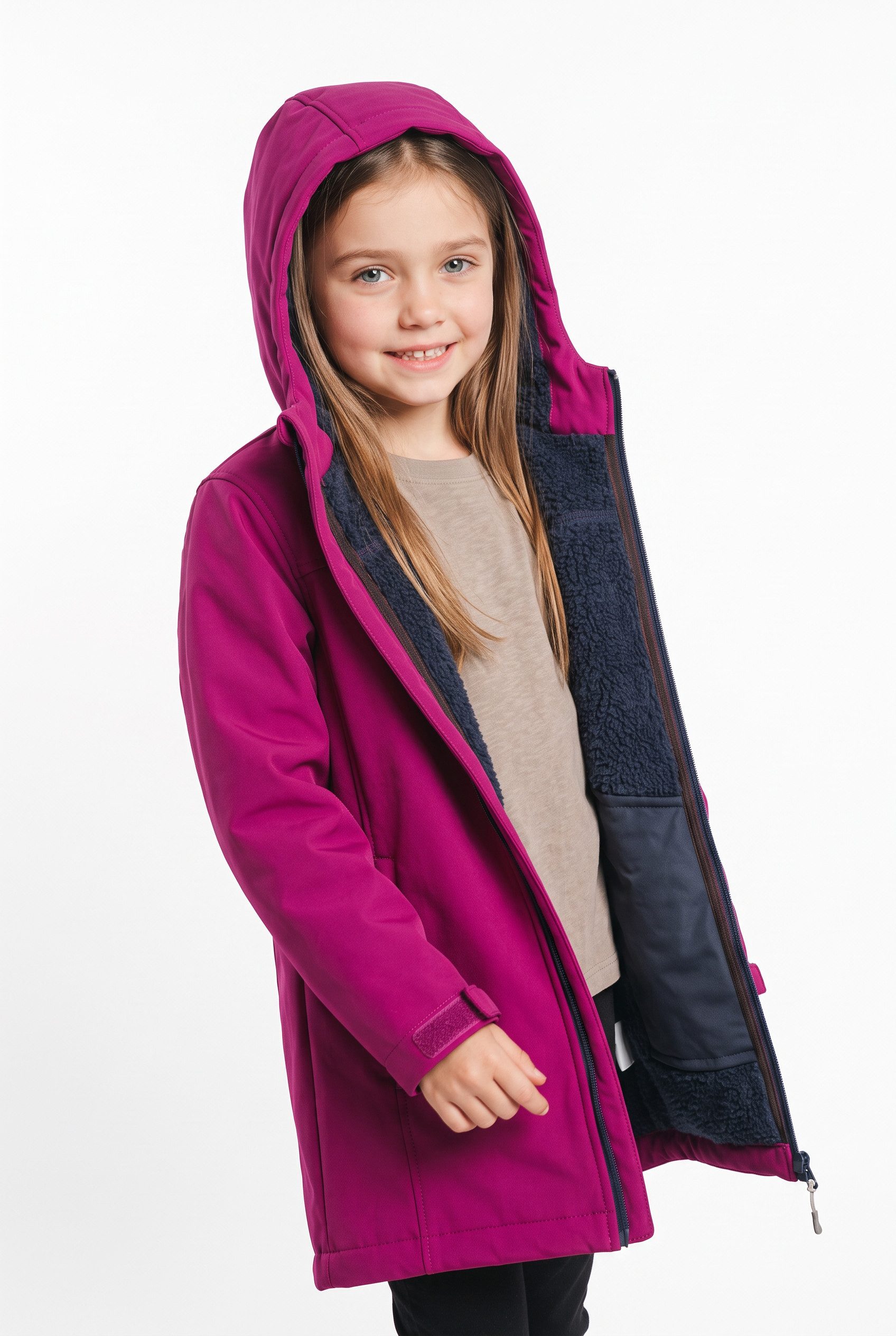 TROLLKIDS Softshellmantel GIRLS KRISTIANSAND COAT Softshellmantel, normal lang, aus Polyester und Elasthan, wasserdicht