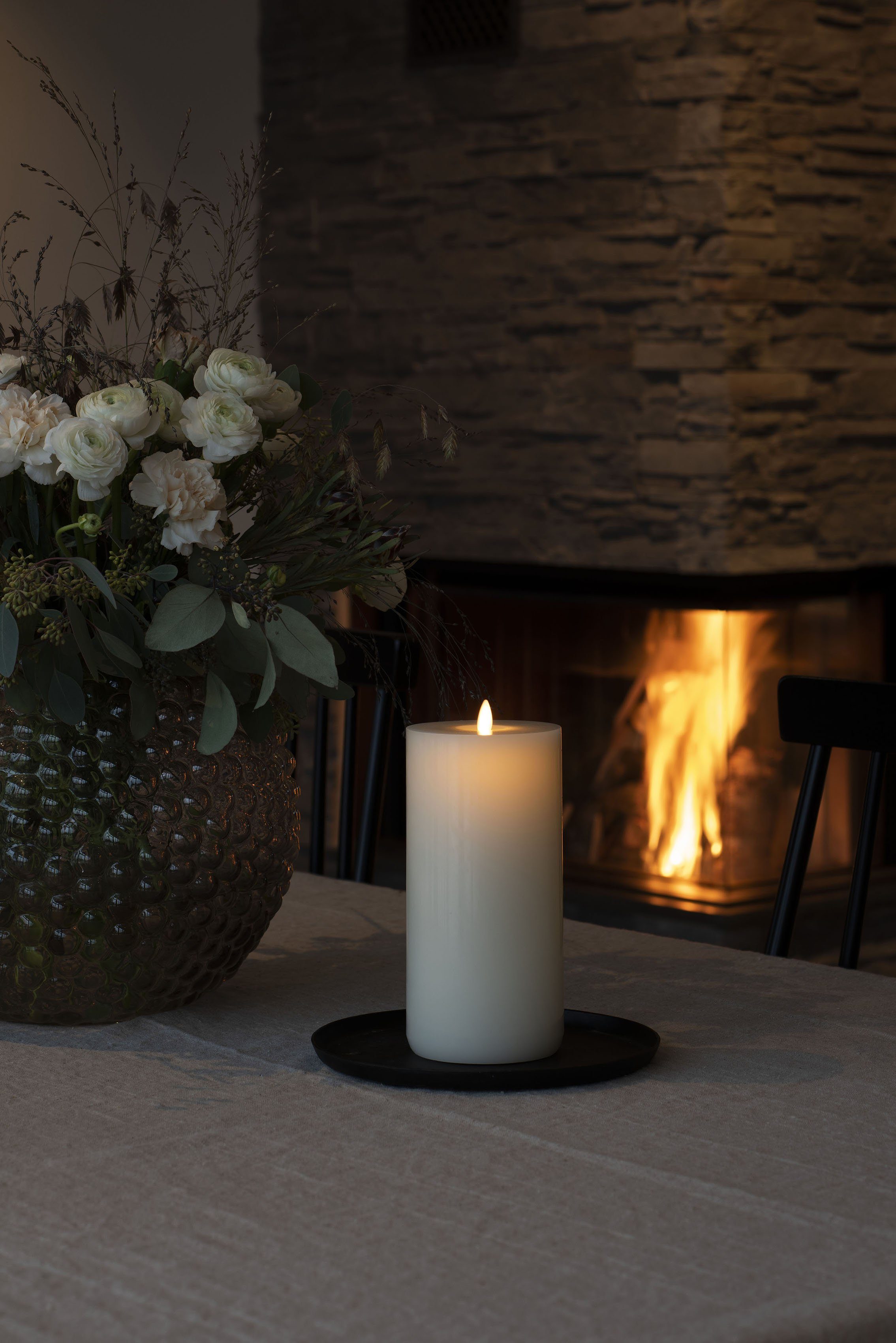 KONSTSMIDE LED-Kerze (1-tlg), Echtwachskerze, handgegossen, mit 3D Flamme, Ausblasfunktion mit Touch