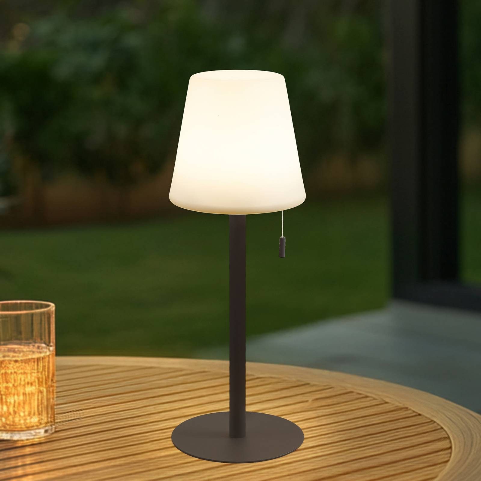 Lindby Außen-Tischleuchte Azalea, LED, Metall, Braun Farbwechsel warmweiß / tageslicht IP44, LED 5 W gesamt, Farbwechsel warmweiß / tageslicht