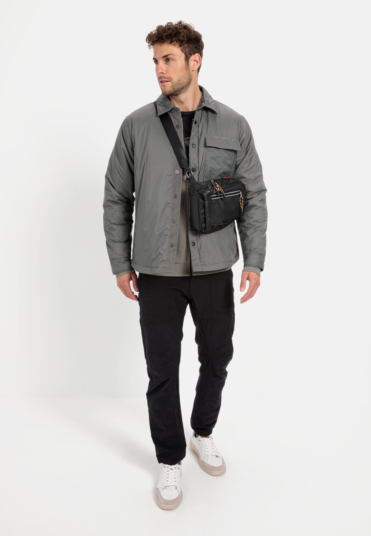 camel active Hemdjacke mit Druckknöpfe Langarm Kentkragen Markenlabel