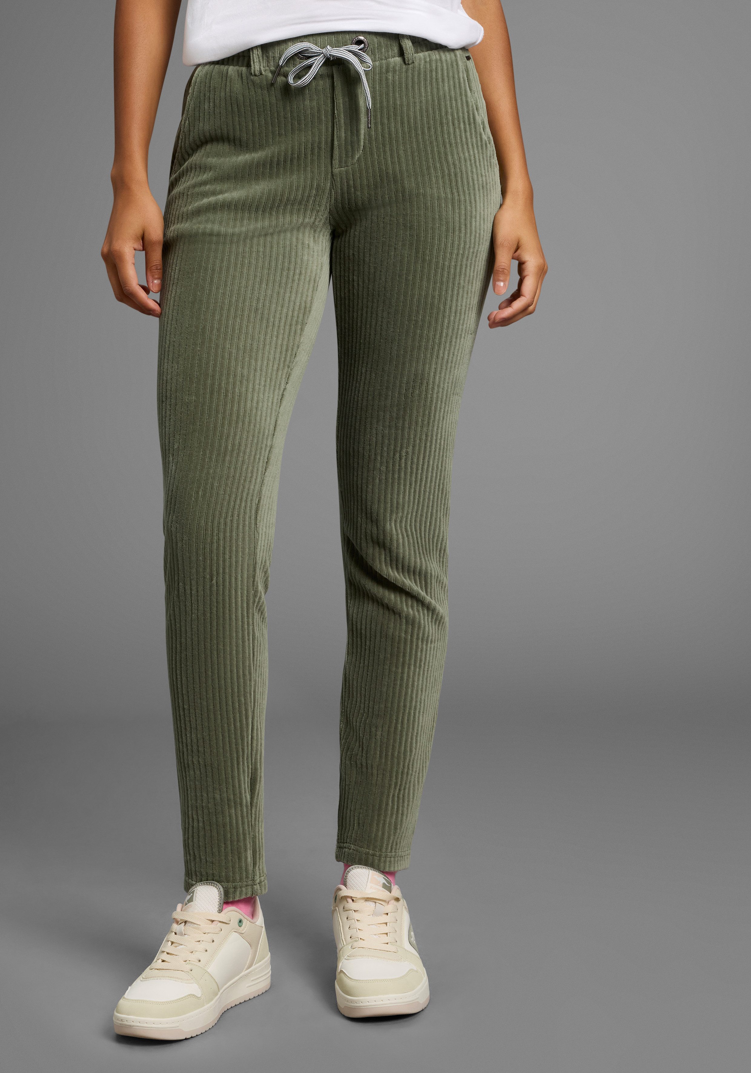 KangaROOS Jogger Pants in Cord-Optik mit elastischem Bund günstig online kaufen