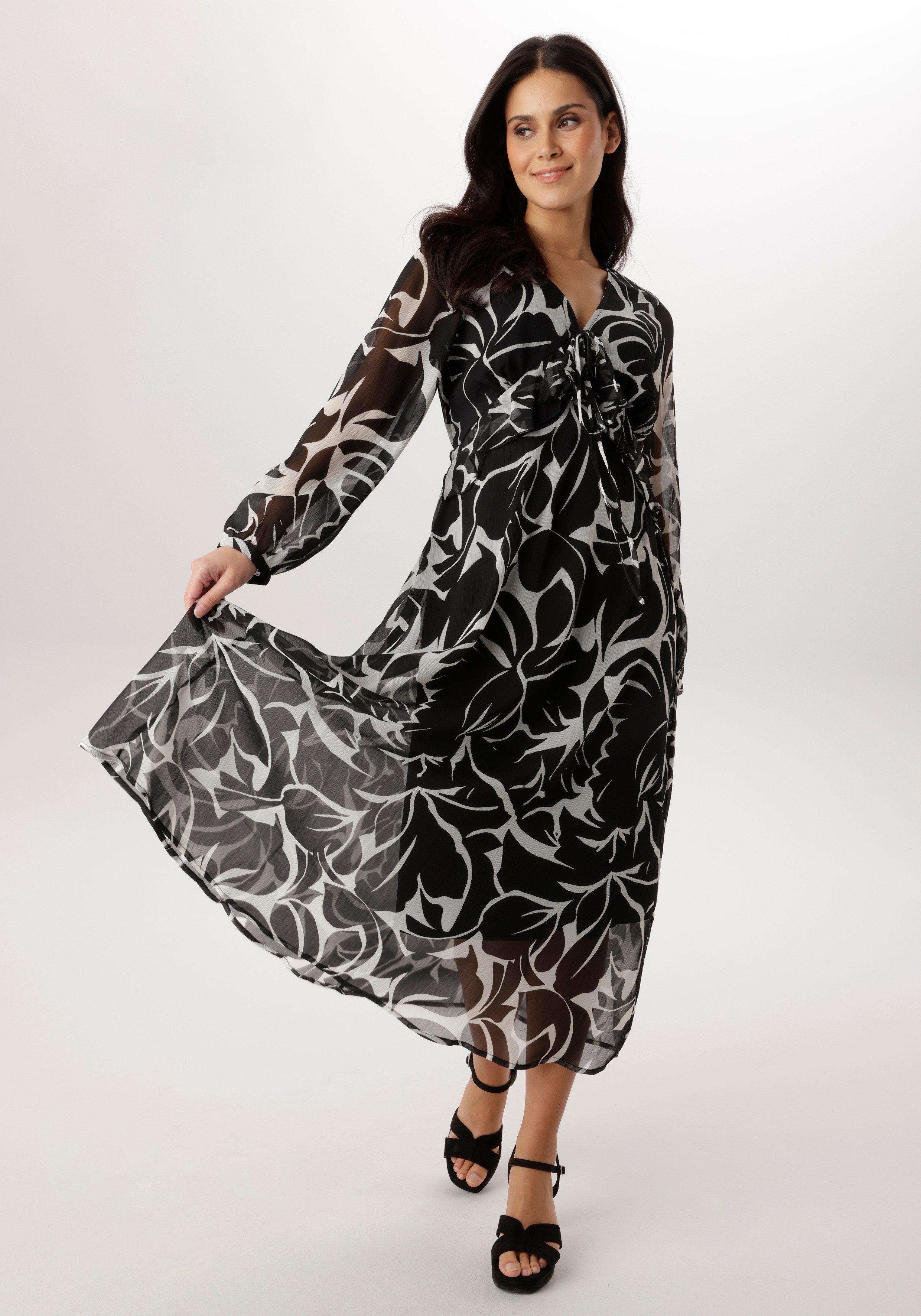 Aniston SELECTED Chiffonkleid mit romantischer Blütenmusterung allover - NEUE KOLLEKTION. € 69,99, (€ 69,99 pro 1 Stk).