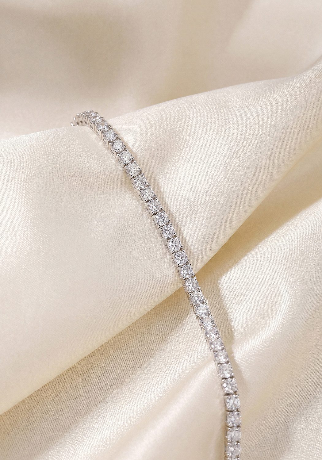 JOBO Tennisarmband Amband mit 84 Zirkonia, 925 Silber rhodiniert oder vergoldet 16 cm