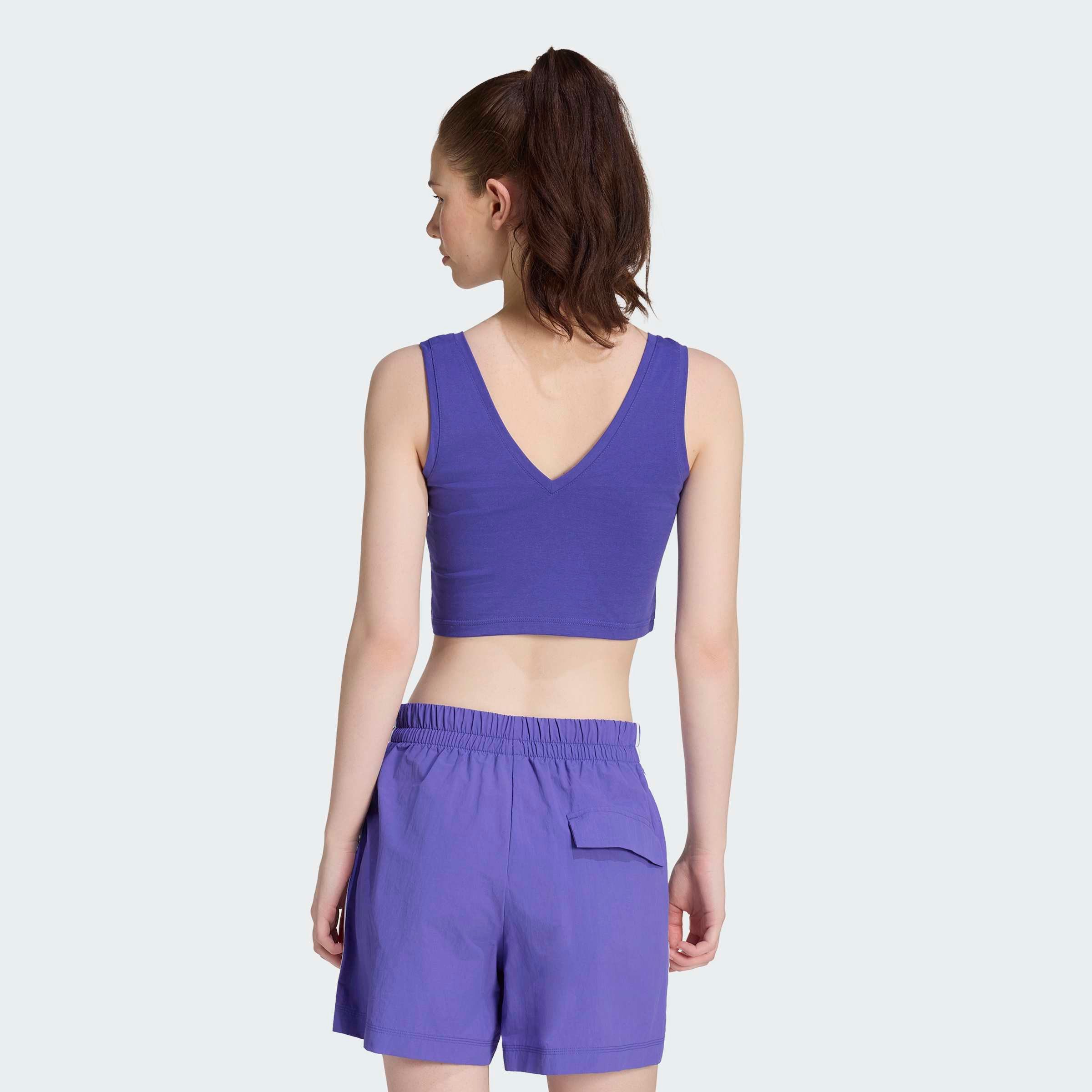 adidas Sportswear Tanktop ESSENTIALS SMALL LOGO COTTON LIFESTYLE schmale Passform, leichtes und luftiges Design