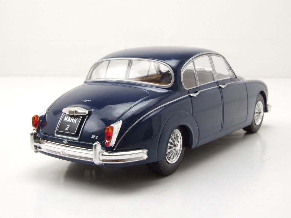 Whitebox Modellauto Jaguar MK II 1960 dunkelblau 1:24 Whitebox, Maßstab 1:24
