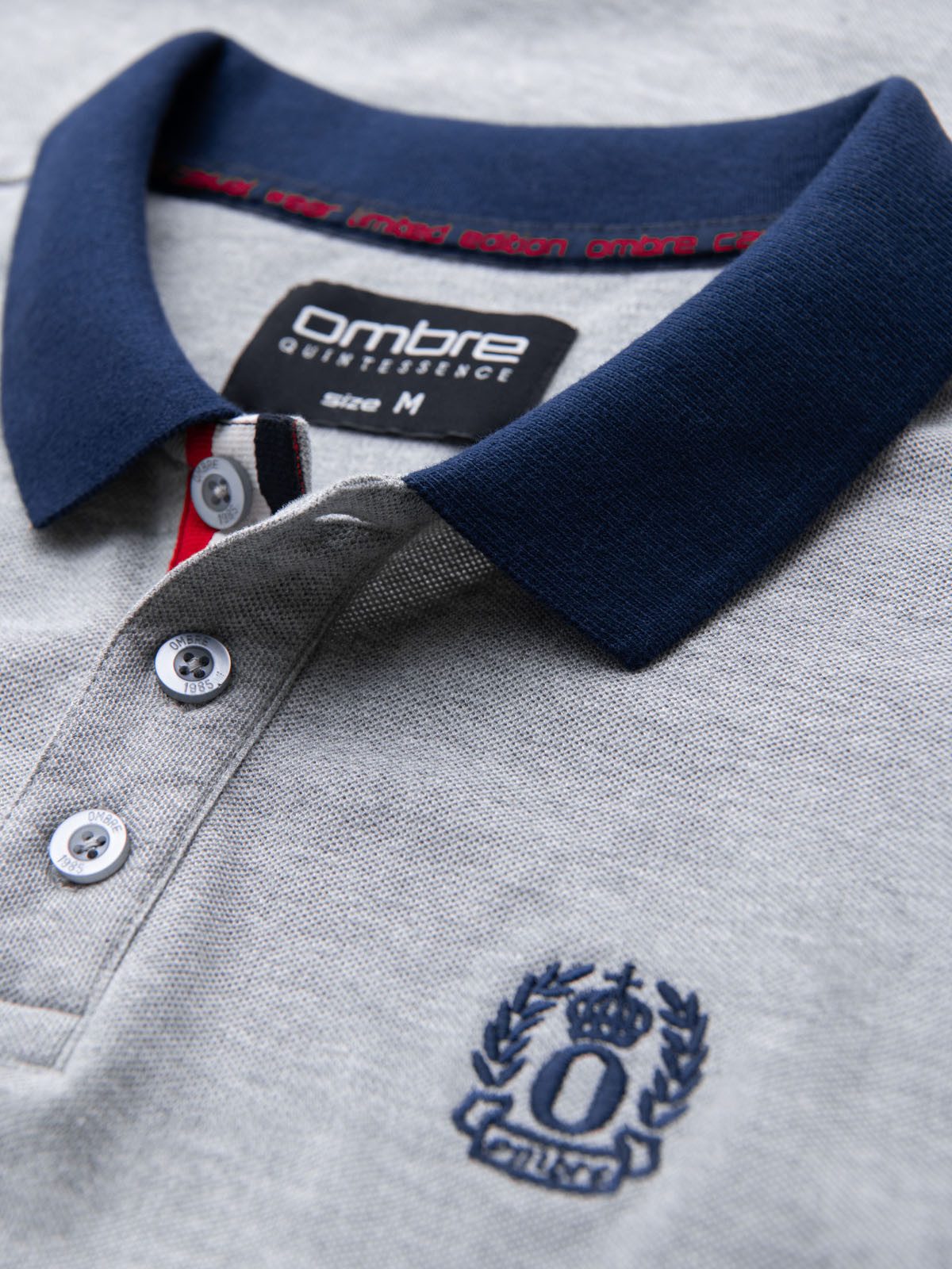 OMBRE Poloshirt Herren-Poloshirt mit farbigen Akzenten Dreifarbige Paspel mit Knöpfen