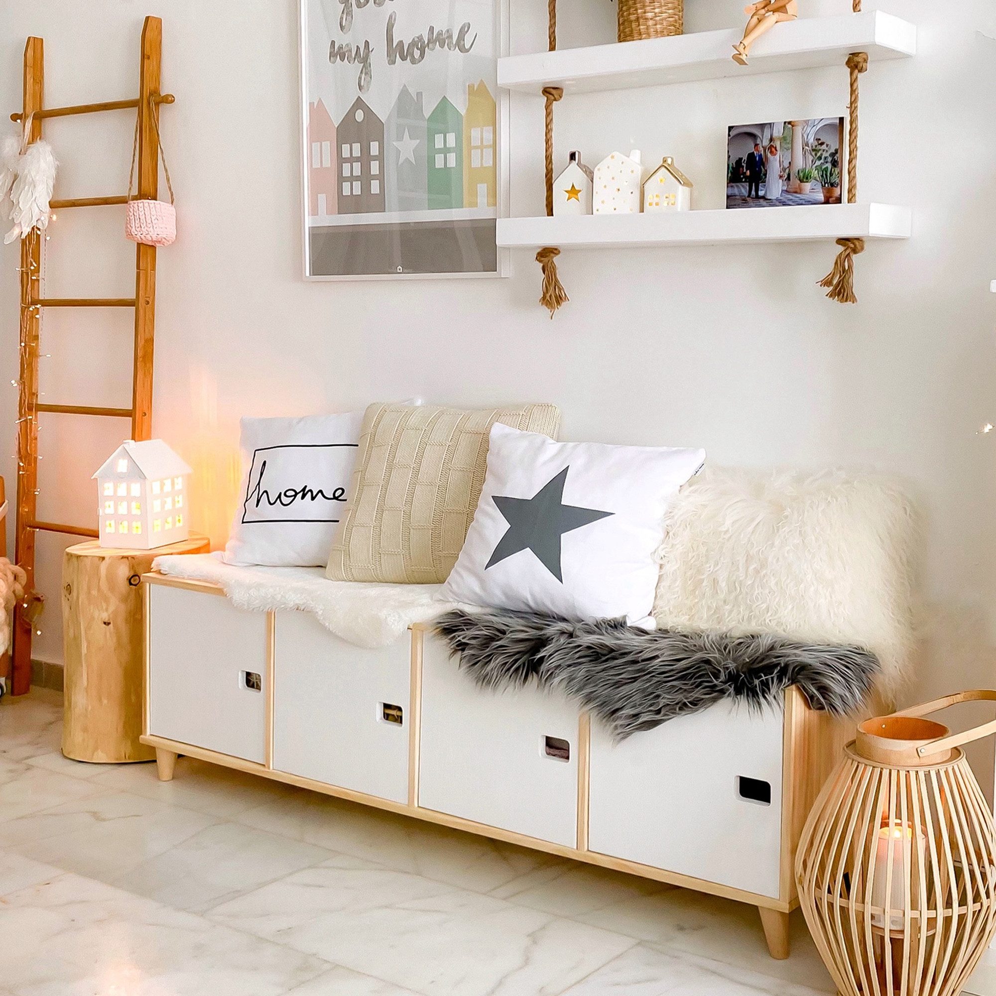 Astigarraga Kit Line Standregal Vollholz-Würfelregal mit vier Fächern, Büch günstig online kaufen