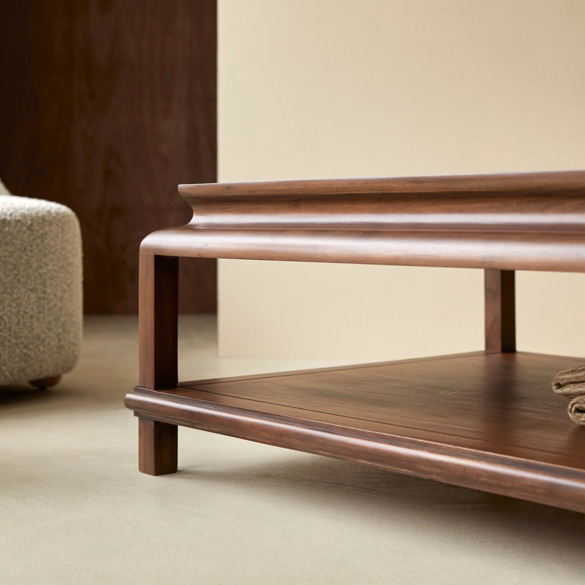 Tikamoon Couchtisch Rechteckiger Couchtisch aus Akazienholz 115 Achille