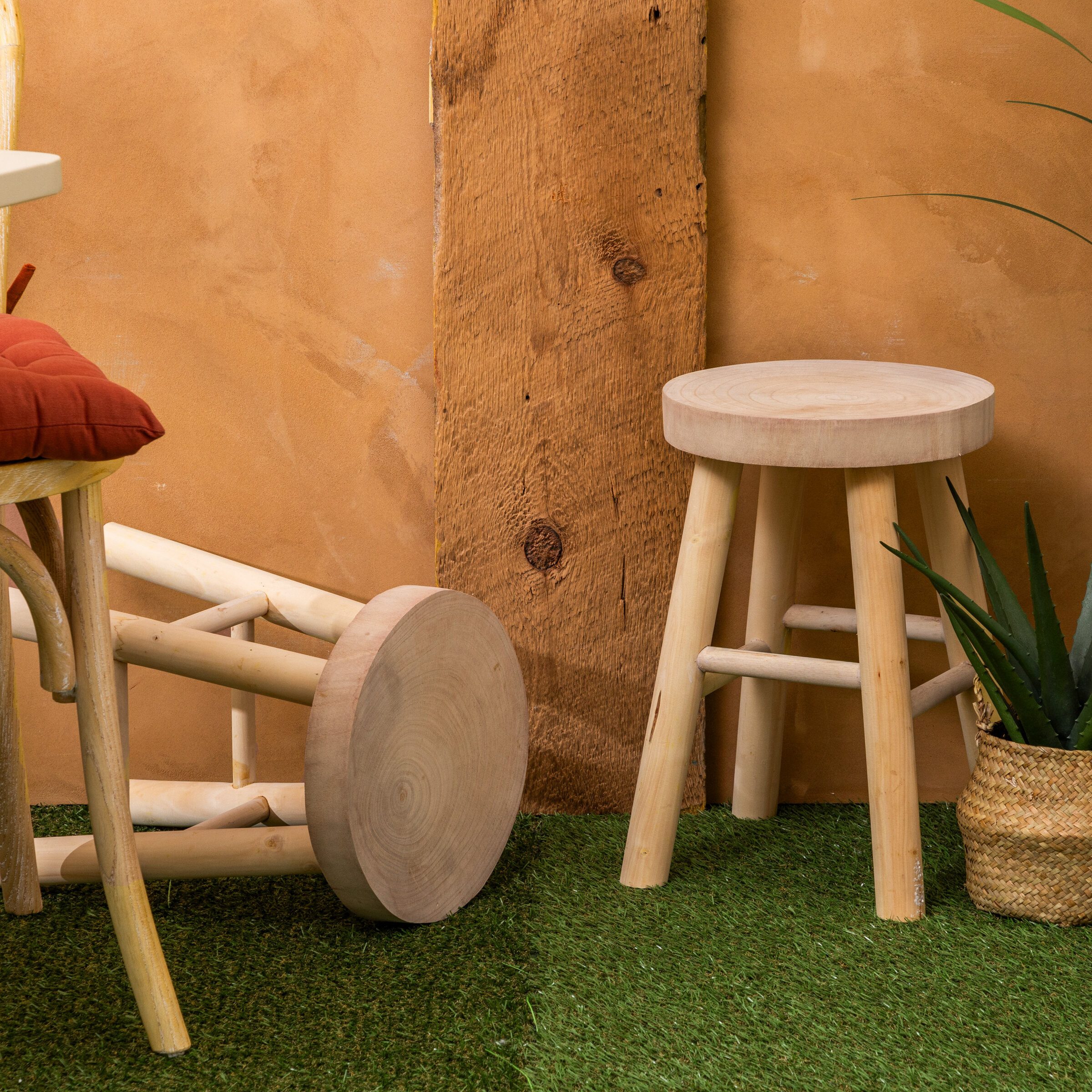 Atmosphera Créateur d'intérieur Sitzhocker Holzhocker NYAR, Ø 28 cm (1 Stk., Sitzhocker), funktional
