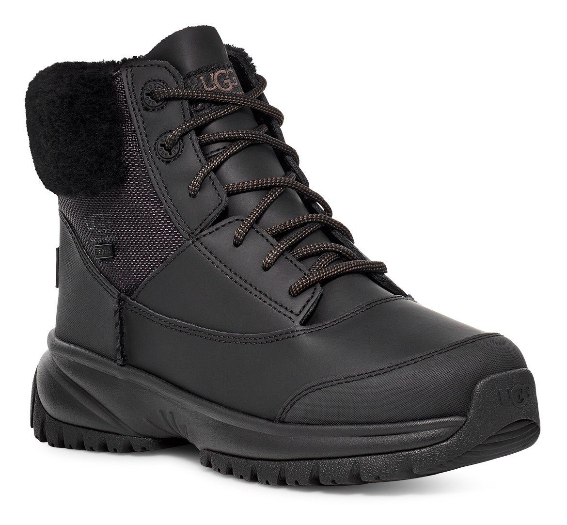 V2 mit UGG Winterboots YOSE schwarz Plateausohle FLUFF