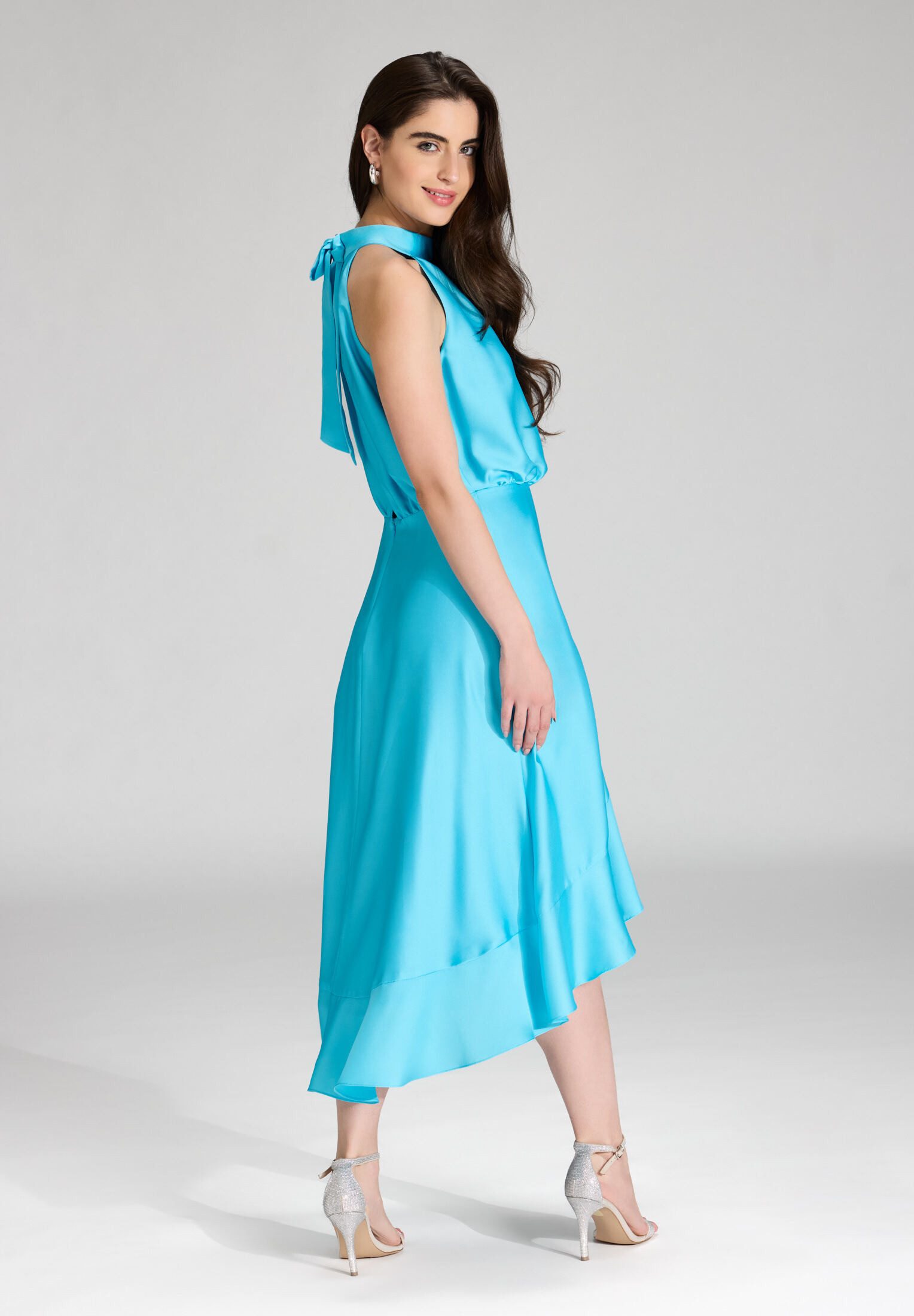 SWING Cocktailkleid - Cocktailkleid aus Satin mit Volant Taillierte Passform mit fließendem Rockteil