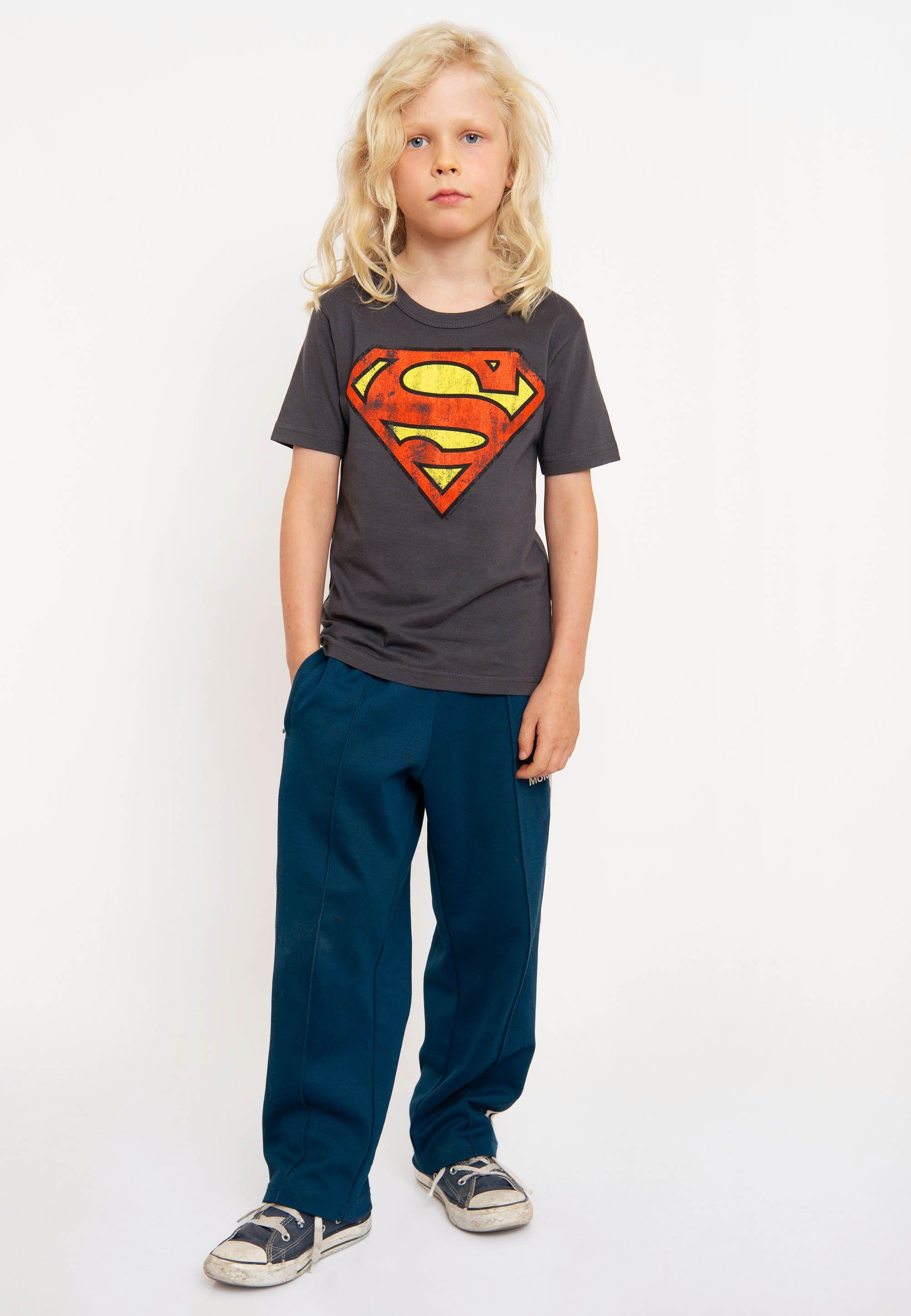 Print LOGOSHIRT – lizenziertem Comics T-Shirt Superman DC dunkelblau mit