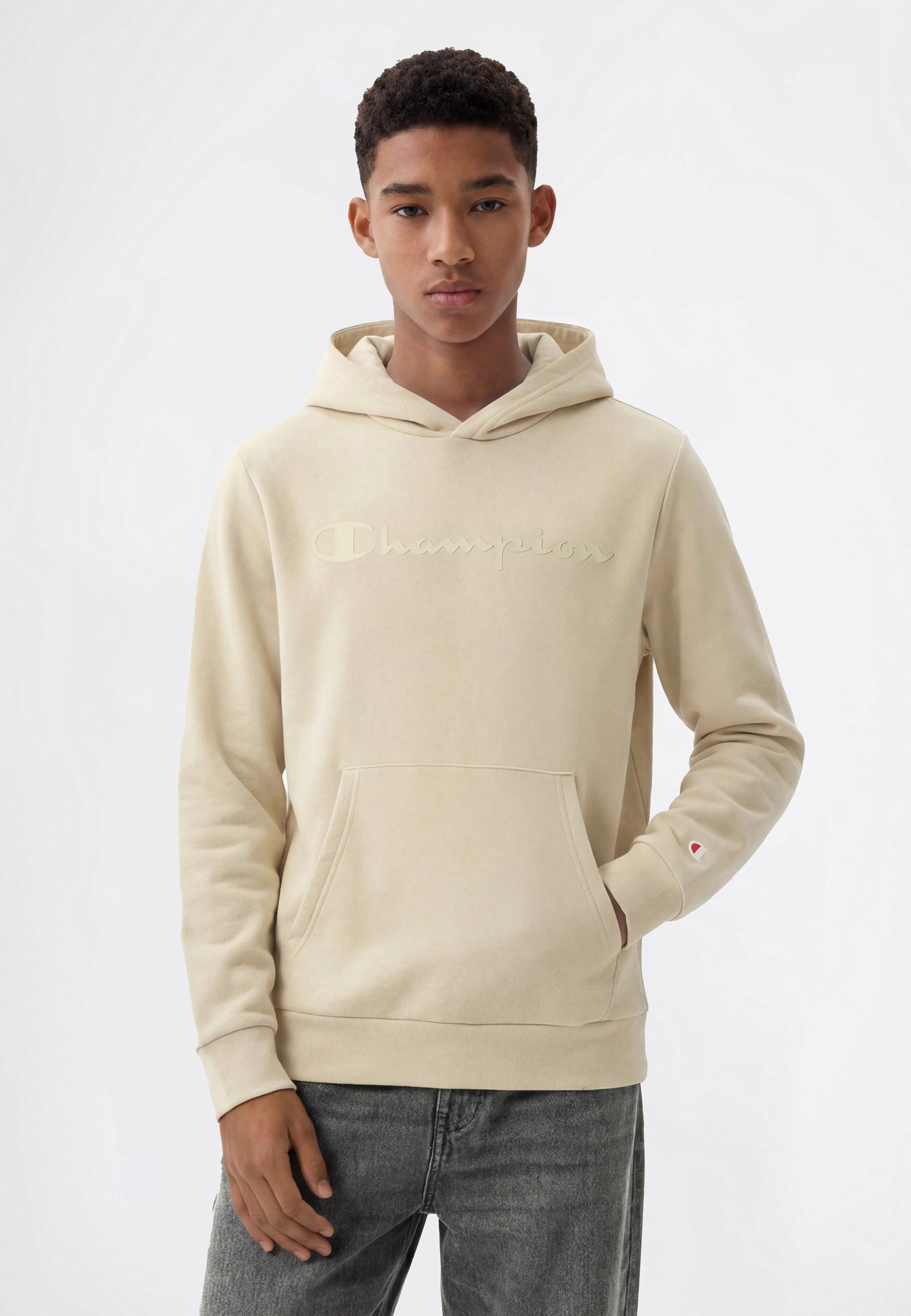 Champion Kapuzensweatshirt SPORTWEAR HOODIE Standard Fit für Kinder, mit Kapuze, aus Baumwolle und Polyester, Standard Fit