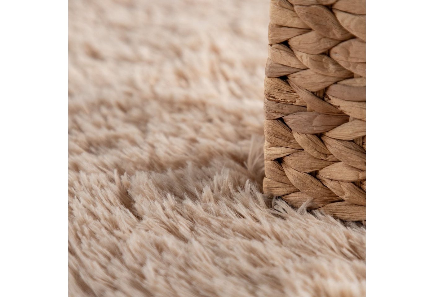 Hochflor-Teppich »Silky 591«, Paco Home, rechteckig, Höhe 33 mm, Uni Farben, besonders weich und kuschelig, ideal im Wohnzimmer & Schlafzimmer-HomeTrends