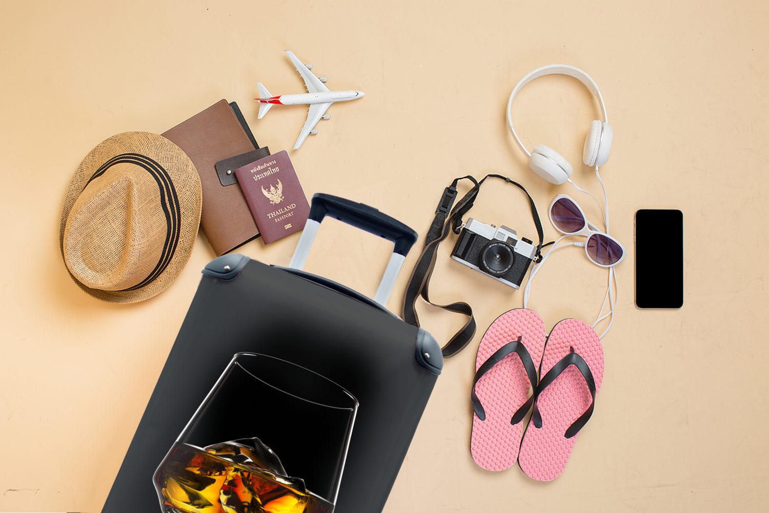 4 auf mit Reisekoffer Reisetasche Handgepäckkoffer Trolley, für Rollen, Ferien, Hintergrund, Whisky MuchoWow reflektierendem schwarzem rollen, Handgepäck